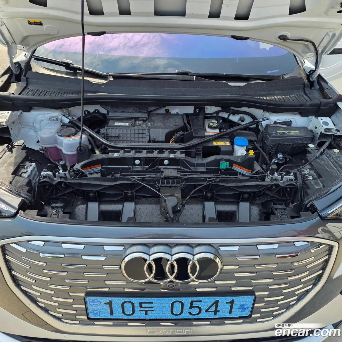 Audi Q4 e-tron 2025 — 11