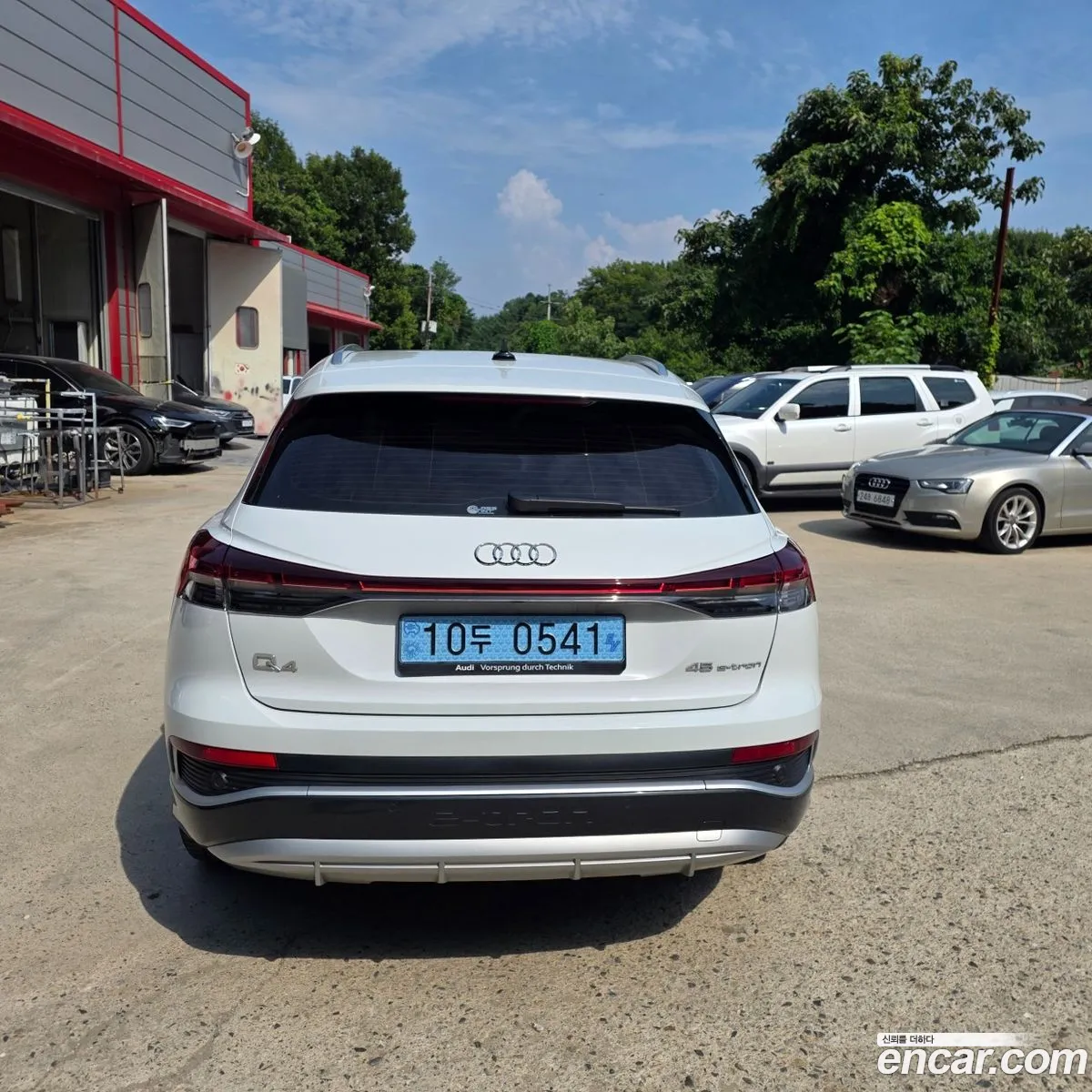 Audi Q4 e-tron 2025 — 19