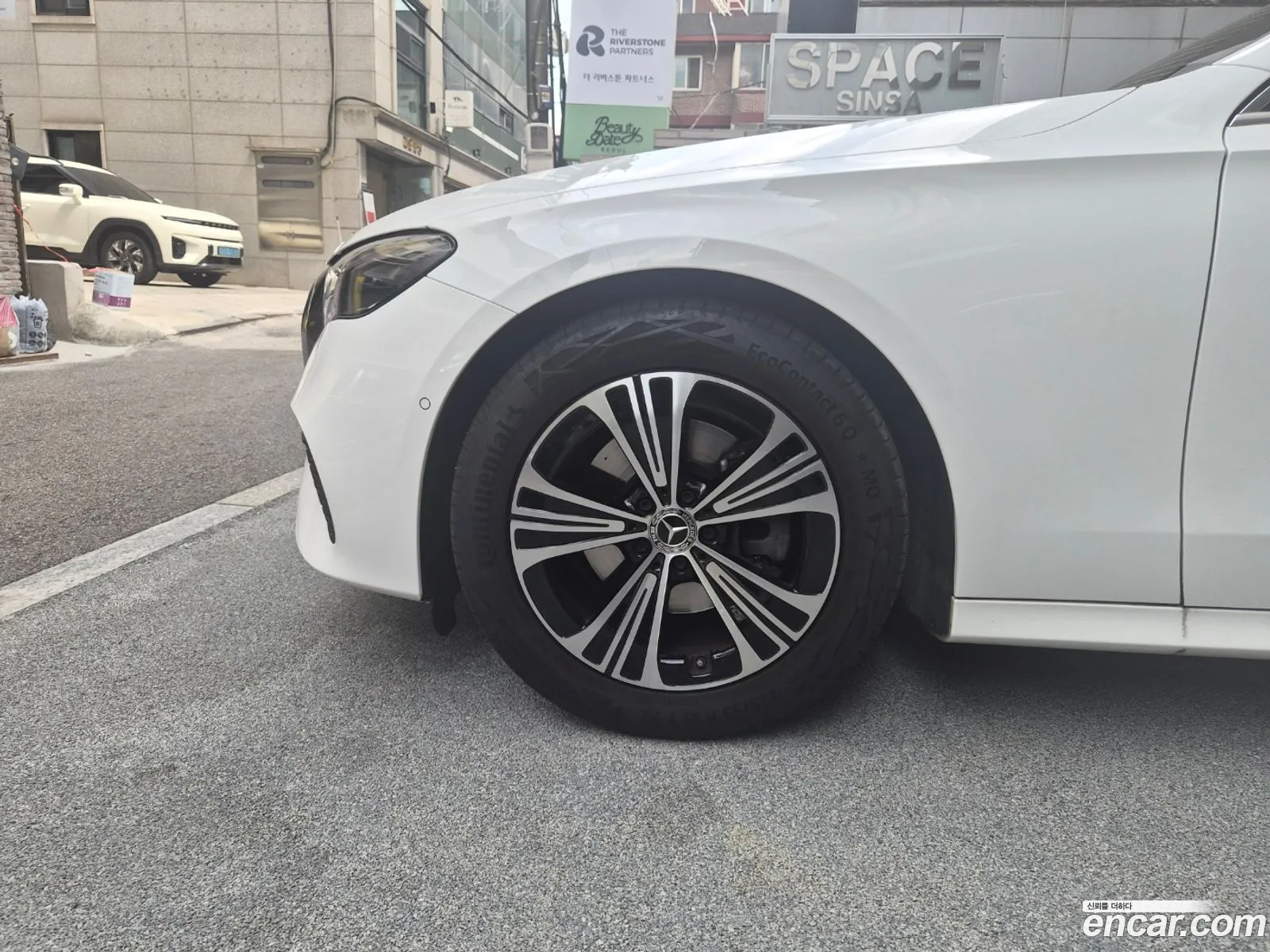 Mercedes-Benz E-Class W214 2024 — 6