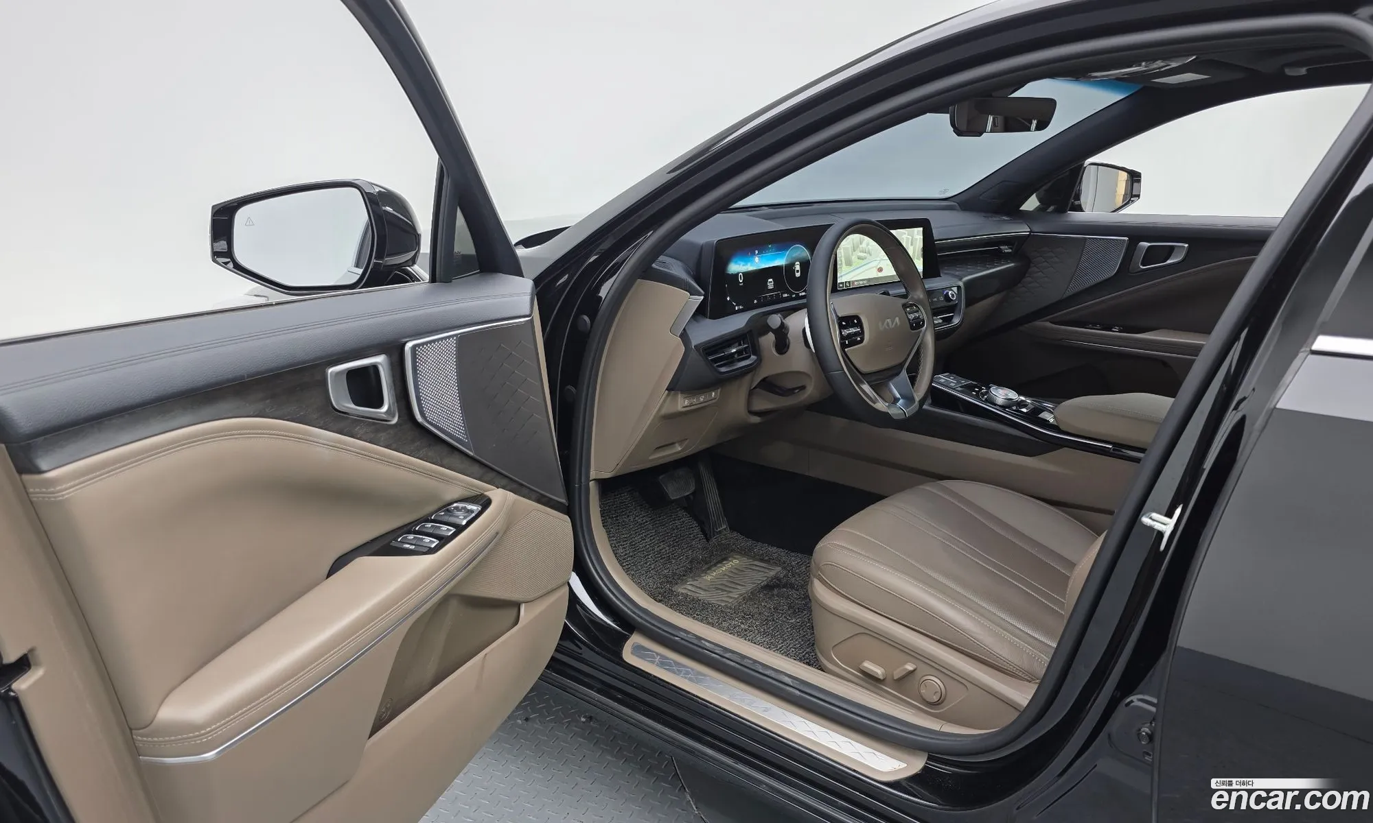 Kia K8 2022 — 16