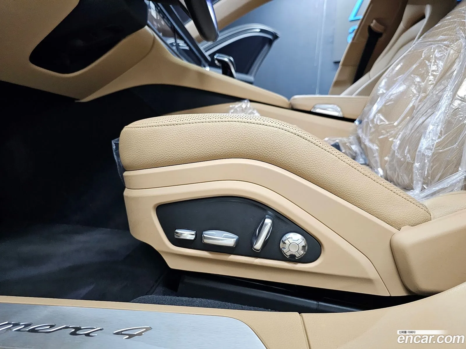 Porsche Panamera 2018 — 16