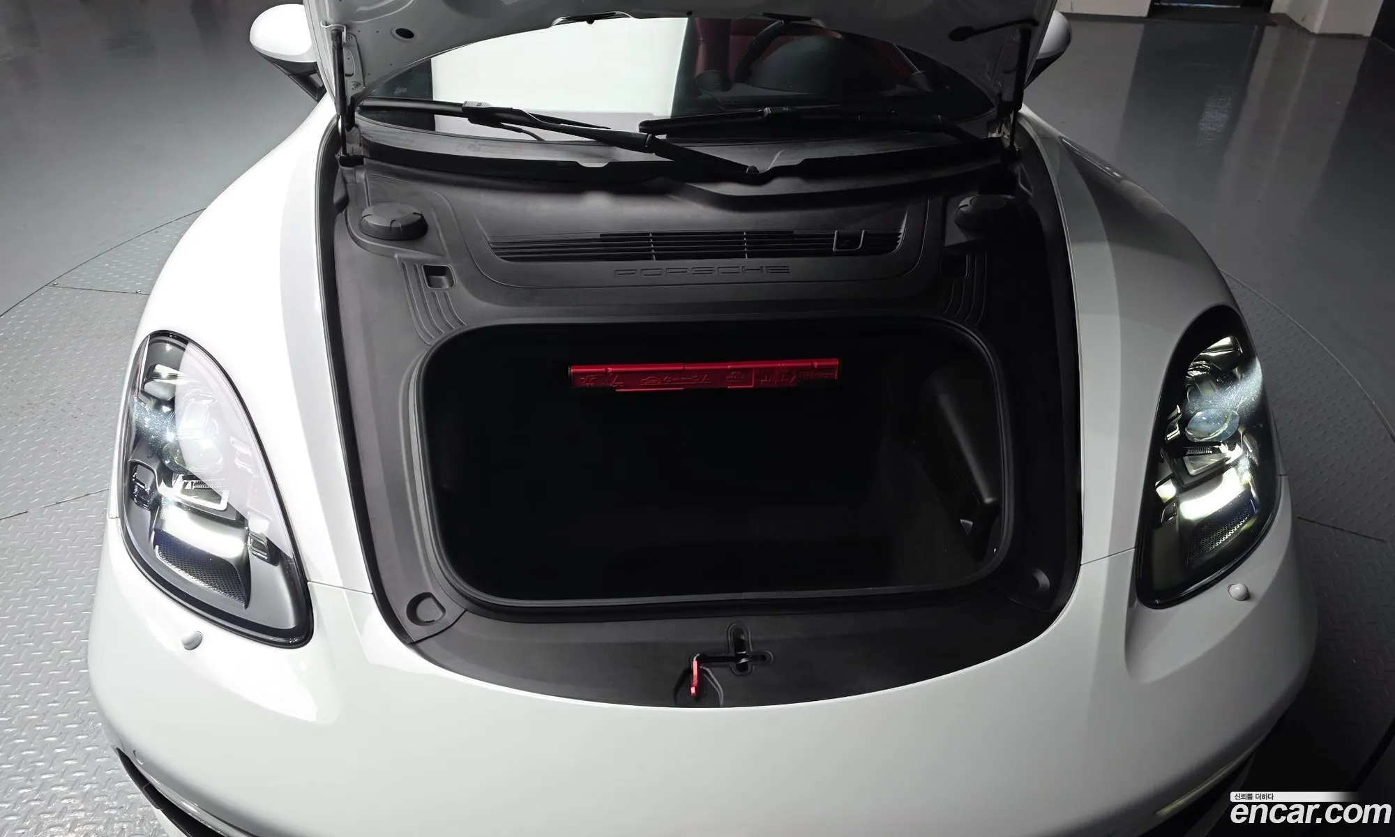 Porsche 718 Boxster 2019 WP0CB2980LS225152 — 34
