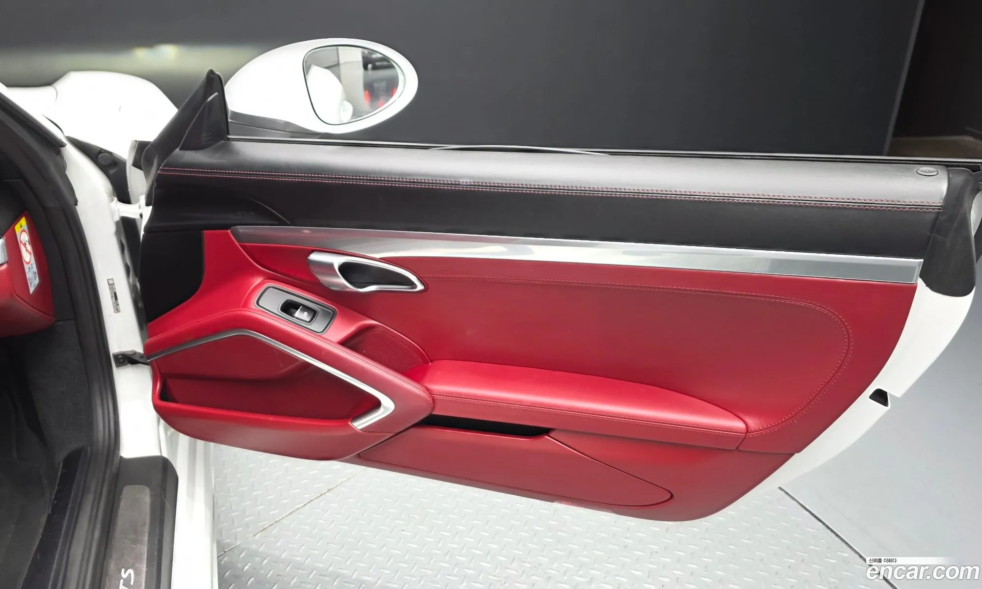 Porsche 718 Boxster 2019 WP0CB2980LS225152 — 28