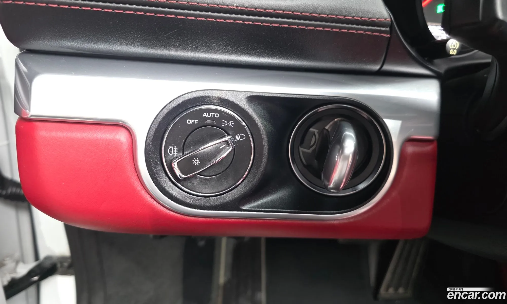 Porsche 718 Boxster 2019 WP0CB2980LS225152 — 19