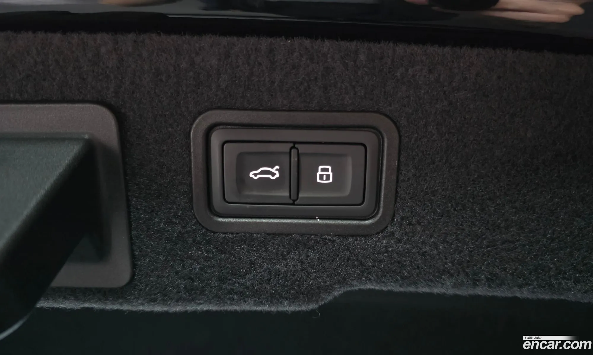 Audi A8 2021 WAUZZZF87MN013025 — 33