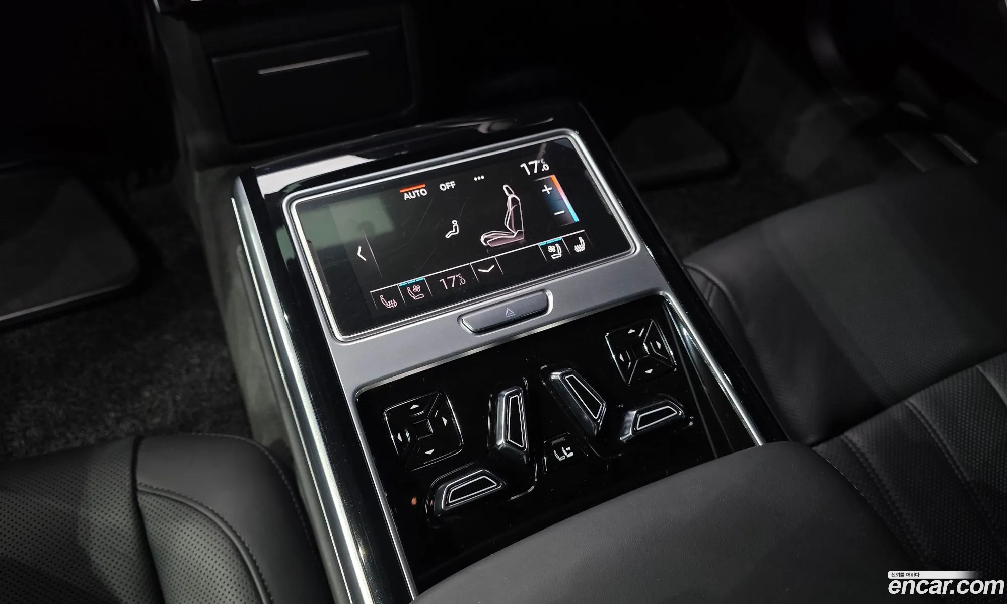 Audi A8 2021 WAUZZZF87MN013025 — 14