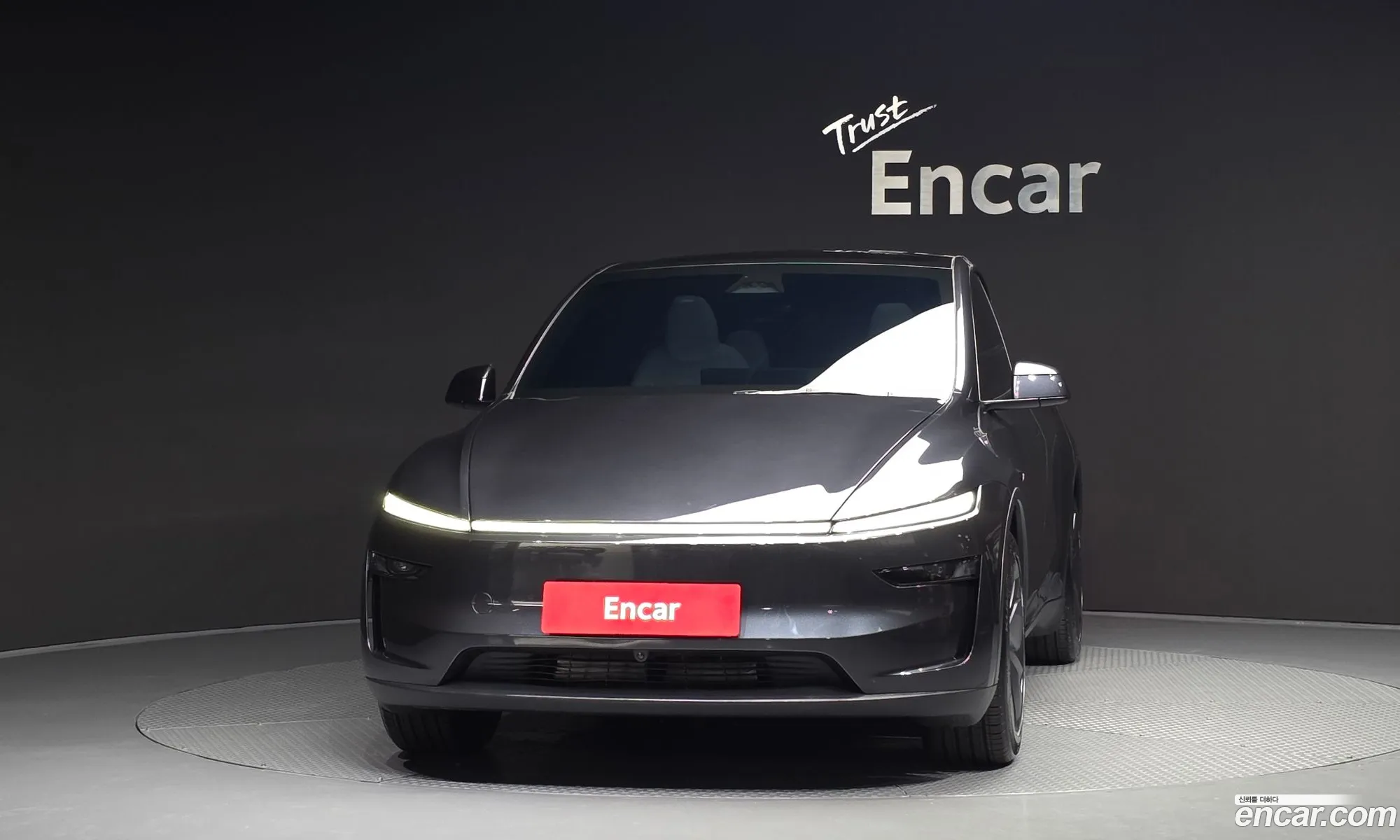 Tesla Model Y 2026 LRWYGCFJ8TC543158 — 17