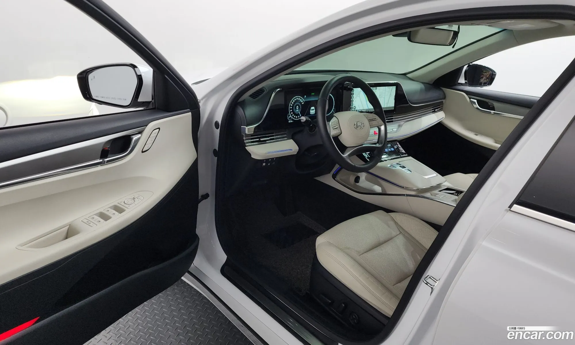 Hyundai Grandeur IG 2022 — 25