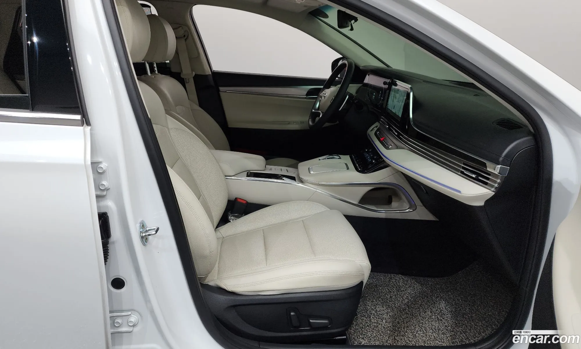 Hyundai Grandeur IG 2022 — 27