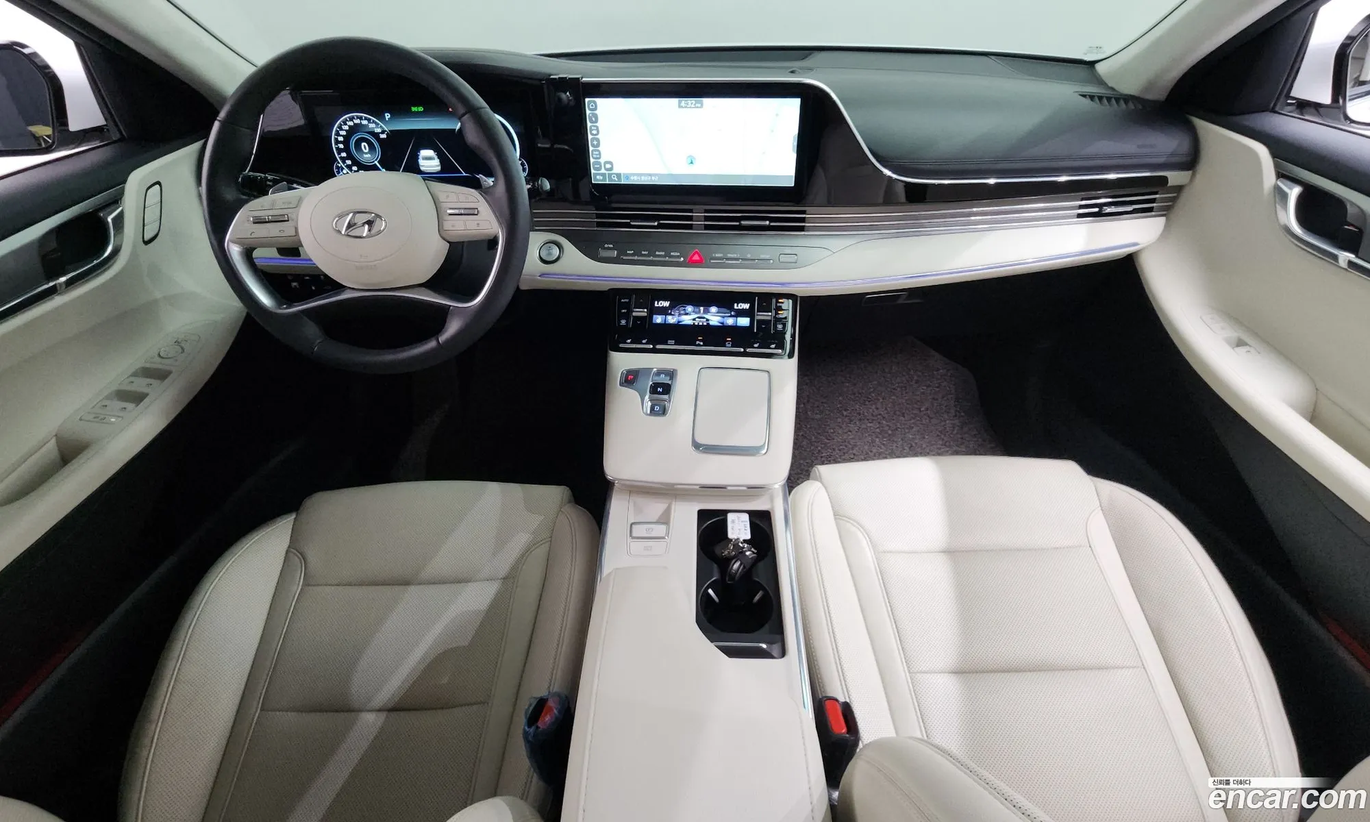 Hyundai Grandeur IG 2022 — 28