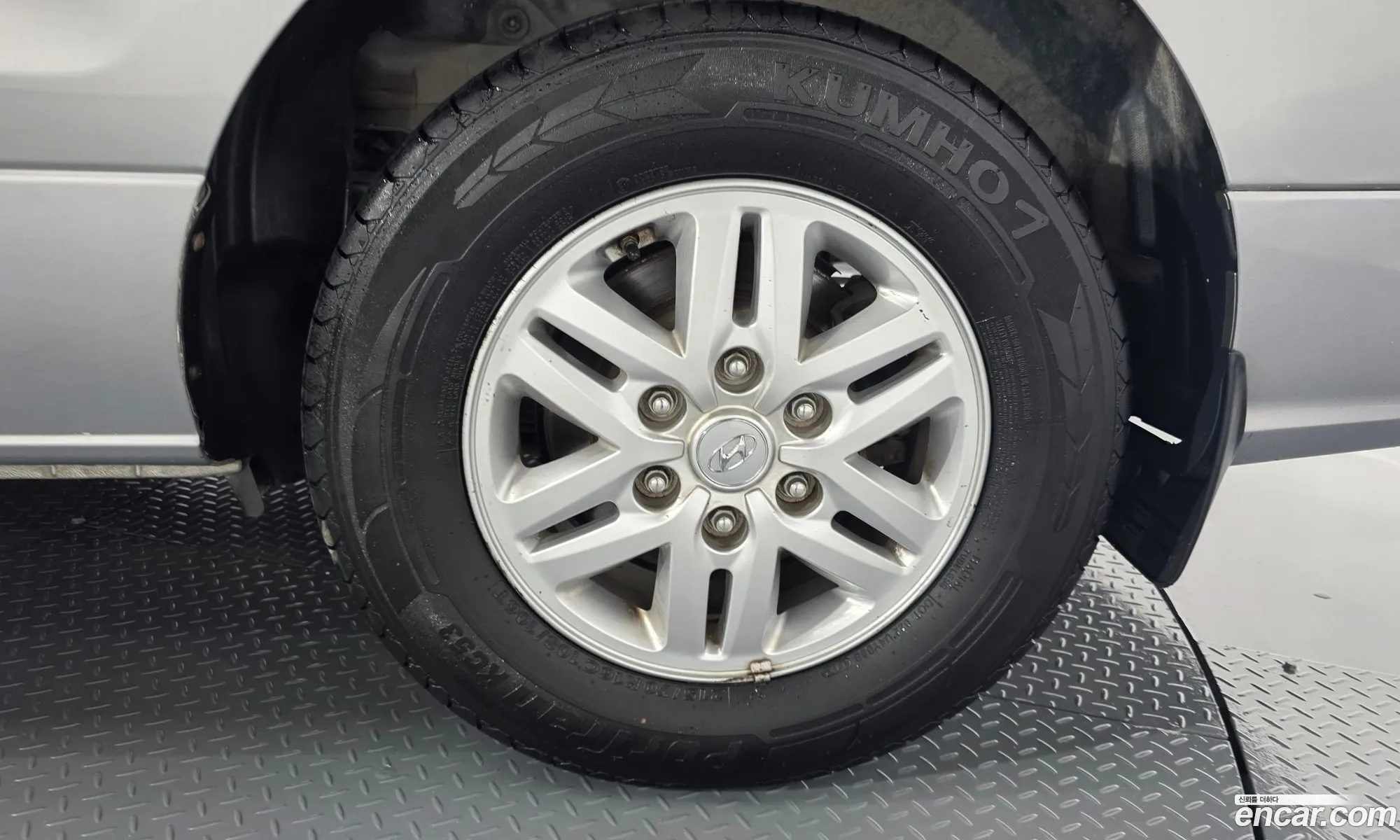 Hyundai Grand Starex 2019 — 13