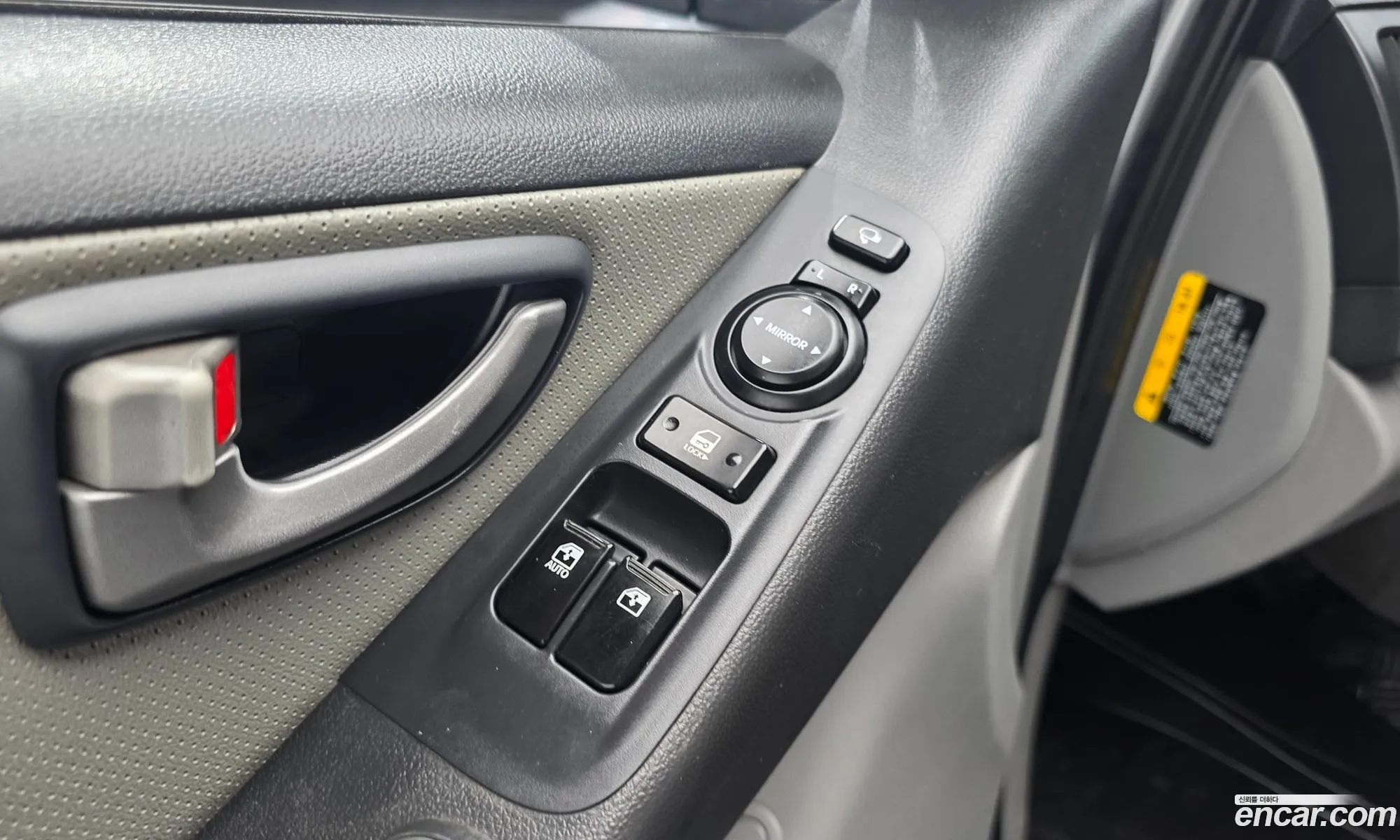 Hyundai Grand Starex 2019 — 17