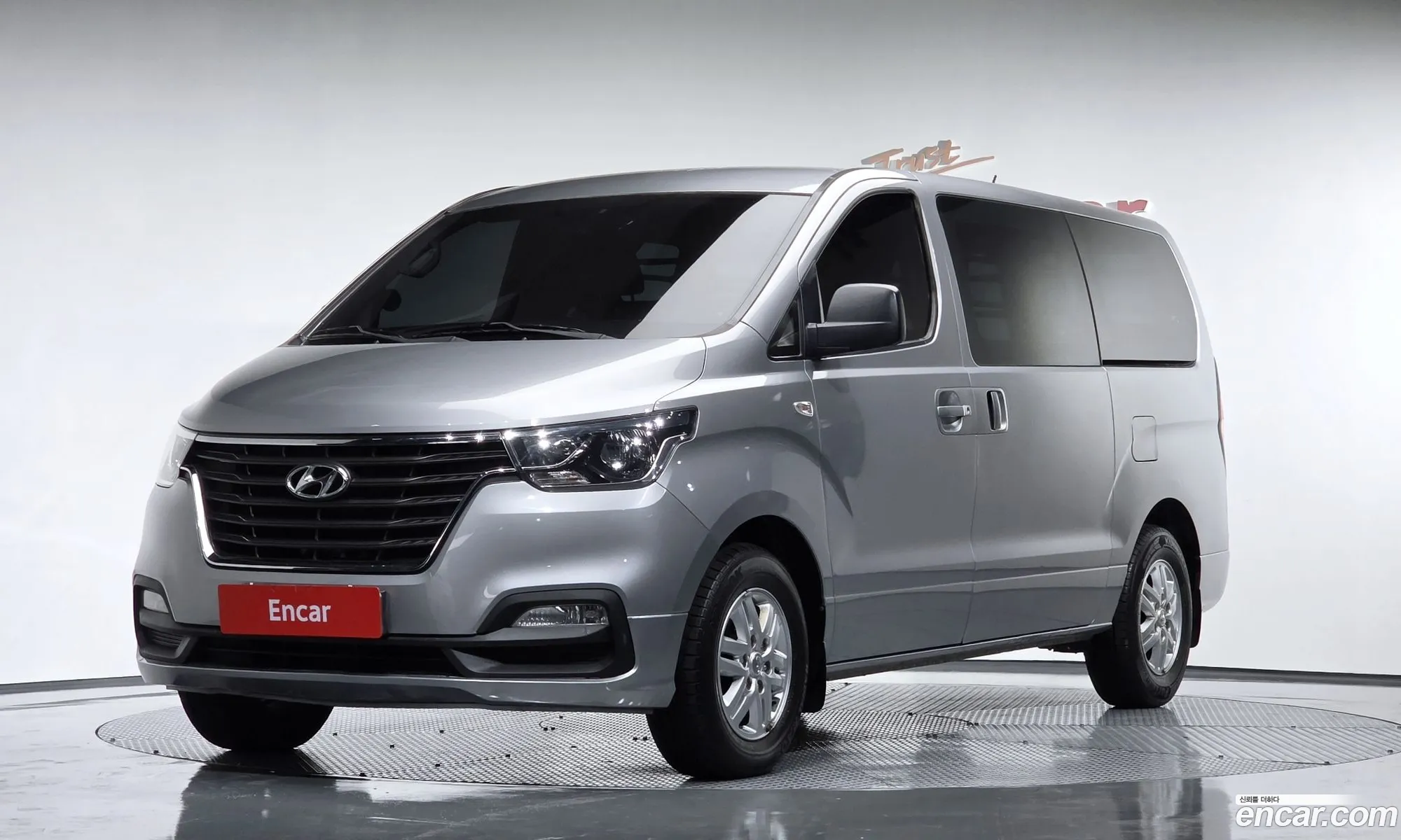 Hyundai Grand Starex 2019 — 14
