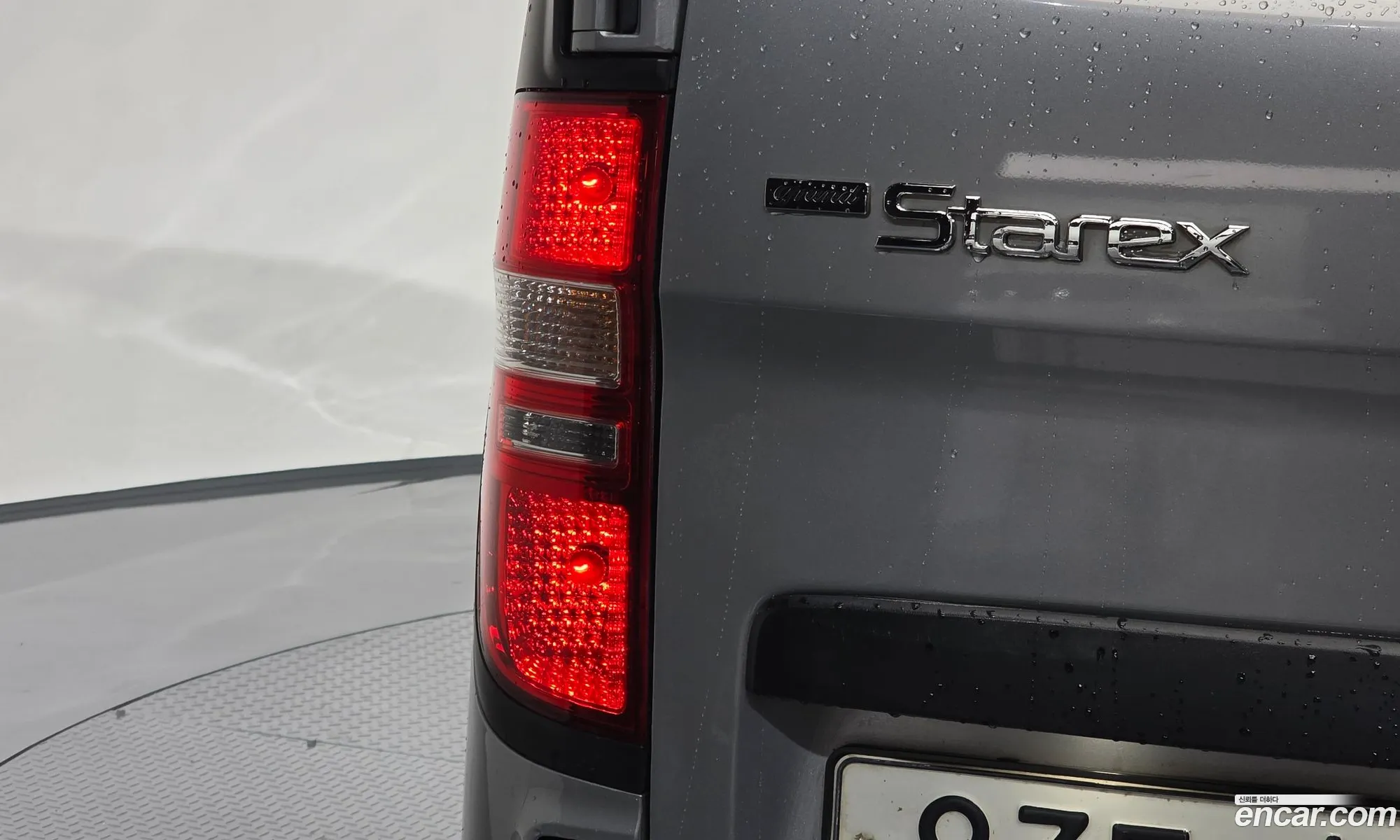 Hyundai Grand Starex 2019 — 28