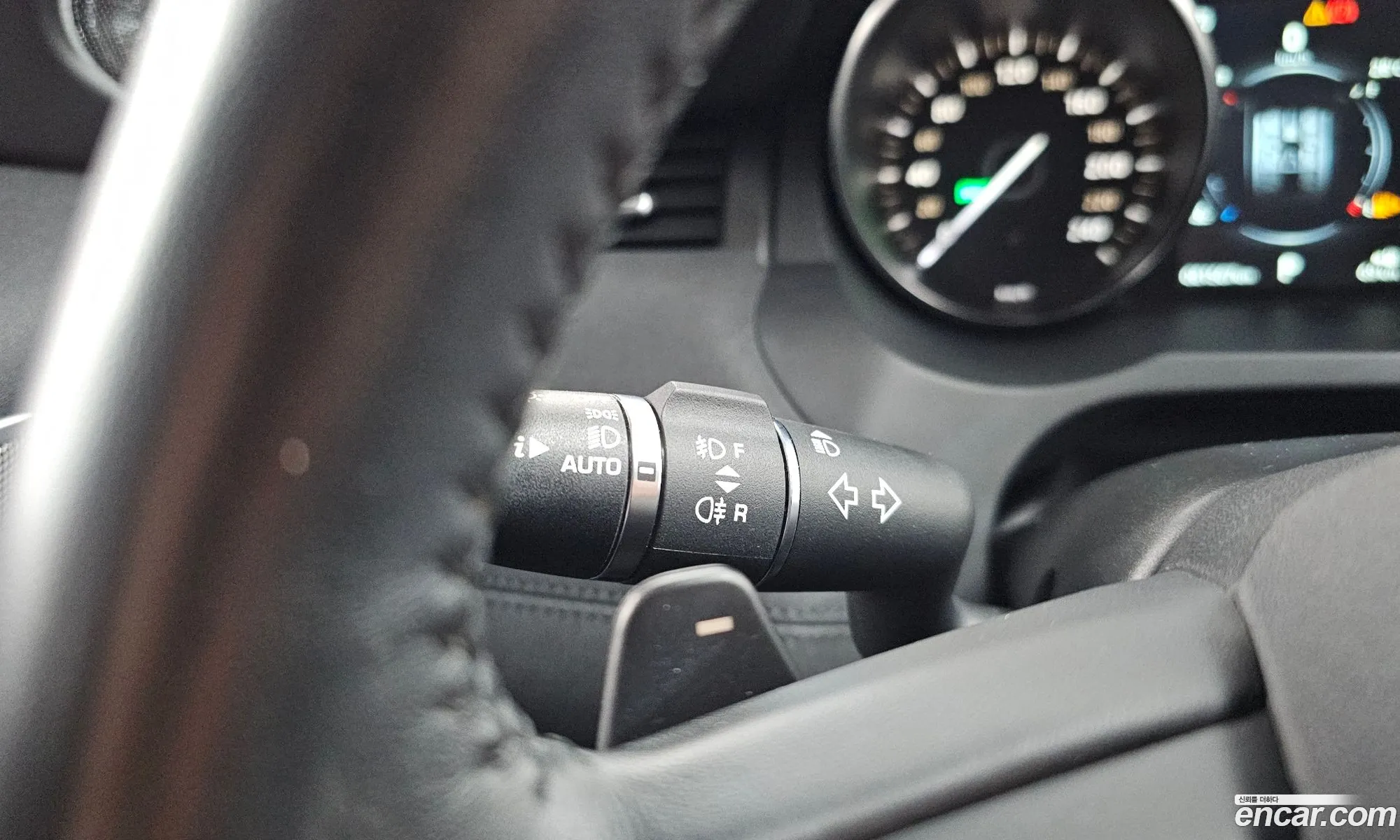 Land Rover Range Rover Evoque 2019 SALVA2BN0KH344819 — 7