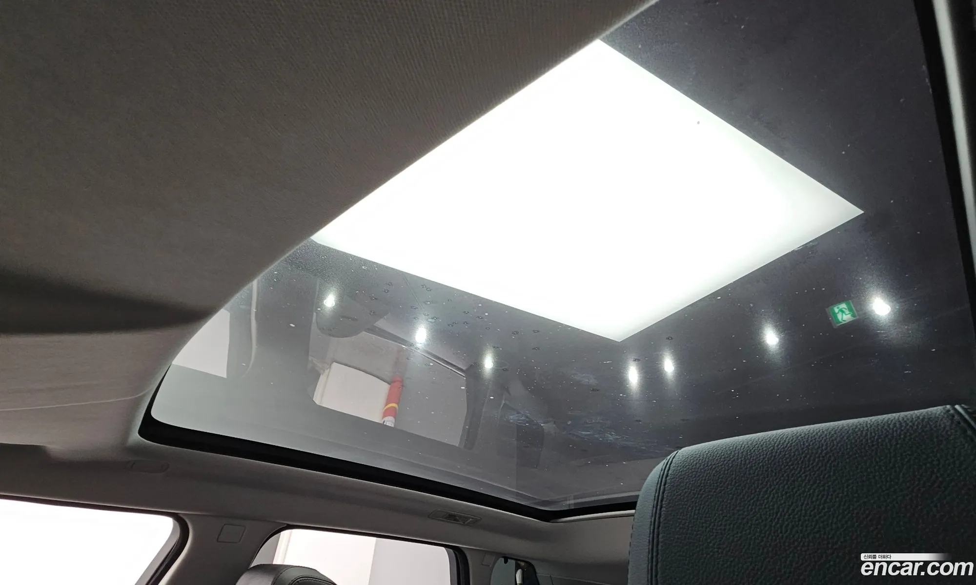Land Rover Range Rover Evoque 2019 SALVA2BN0KH344819 — 11