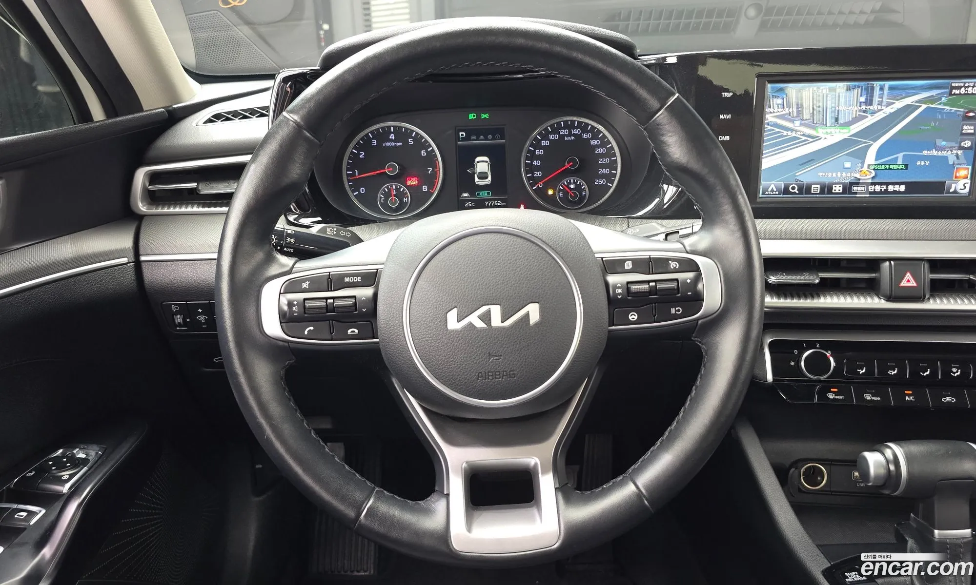 Kia K5 2022 — 10