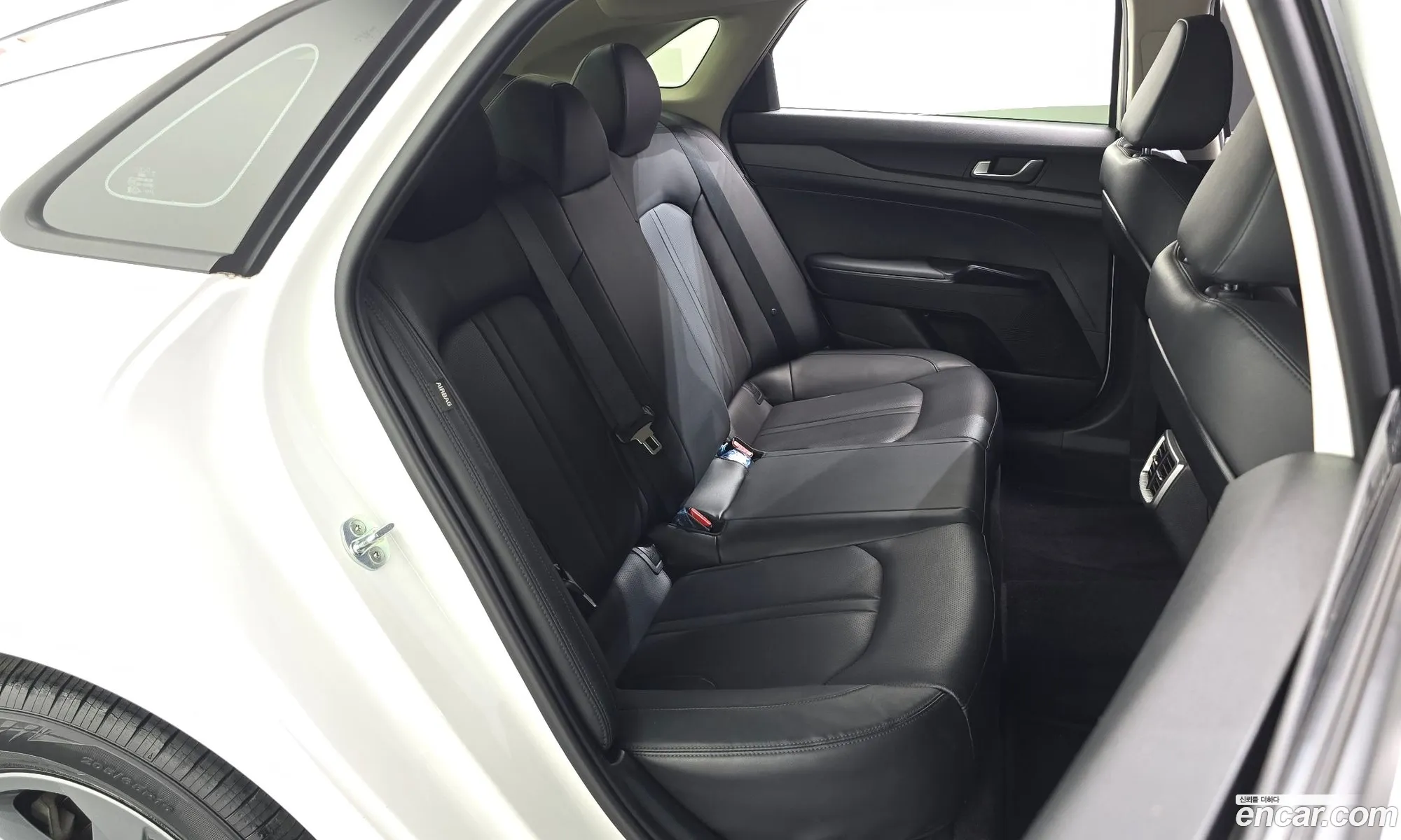 Kia K5 2022 — 8