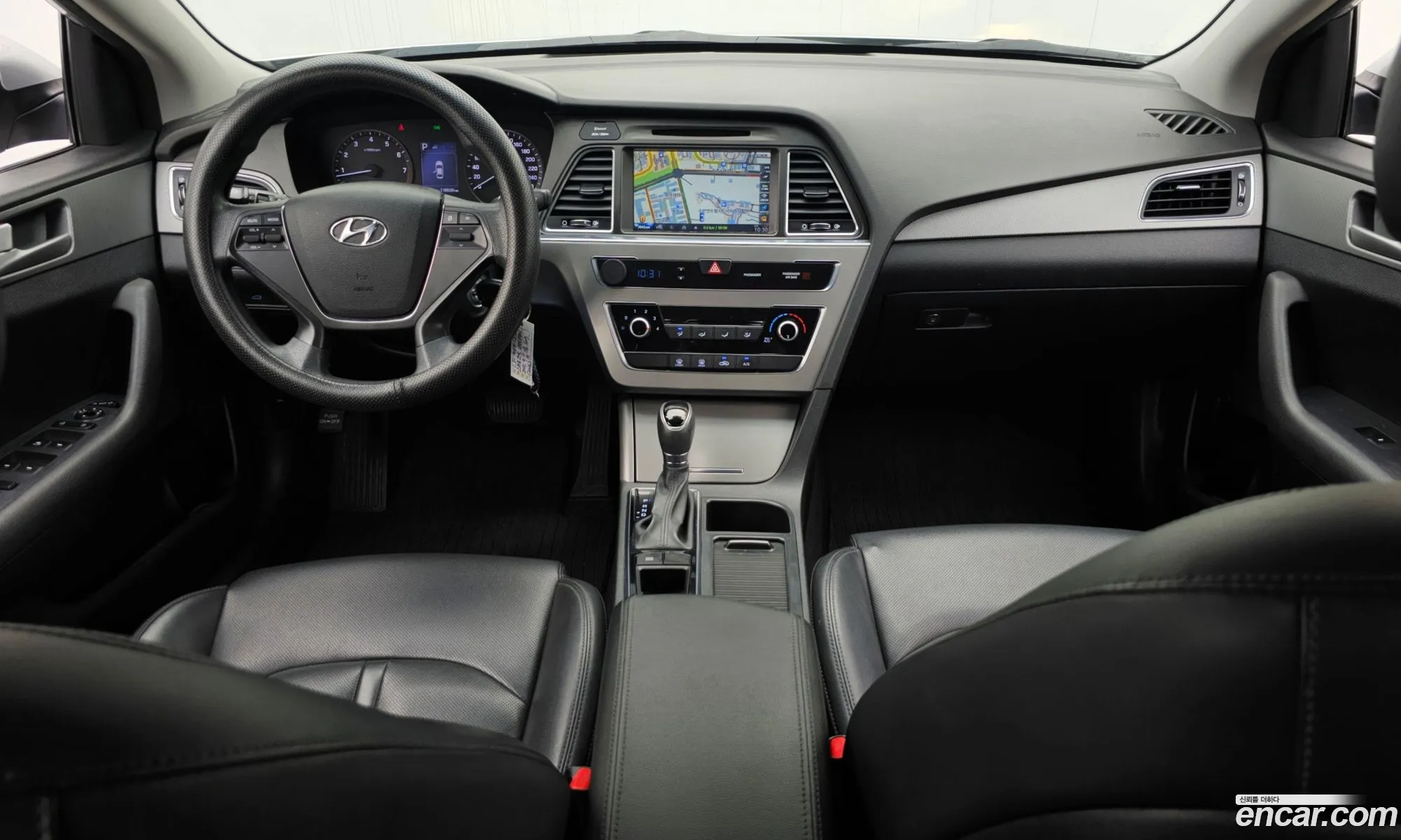Hyundai LF Sonata 2015 — 30
