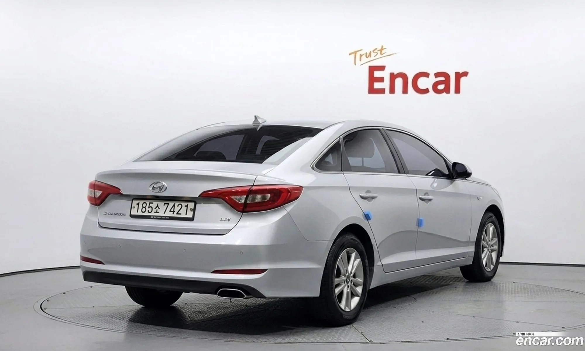 Hyundai LF Sonata 2015 — 24