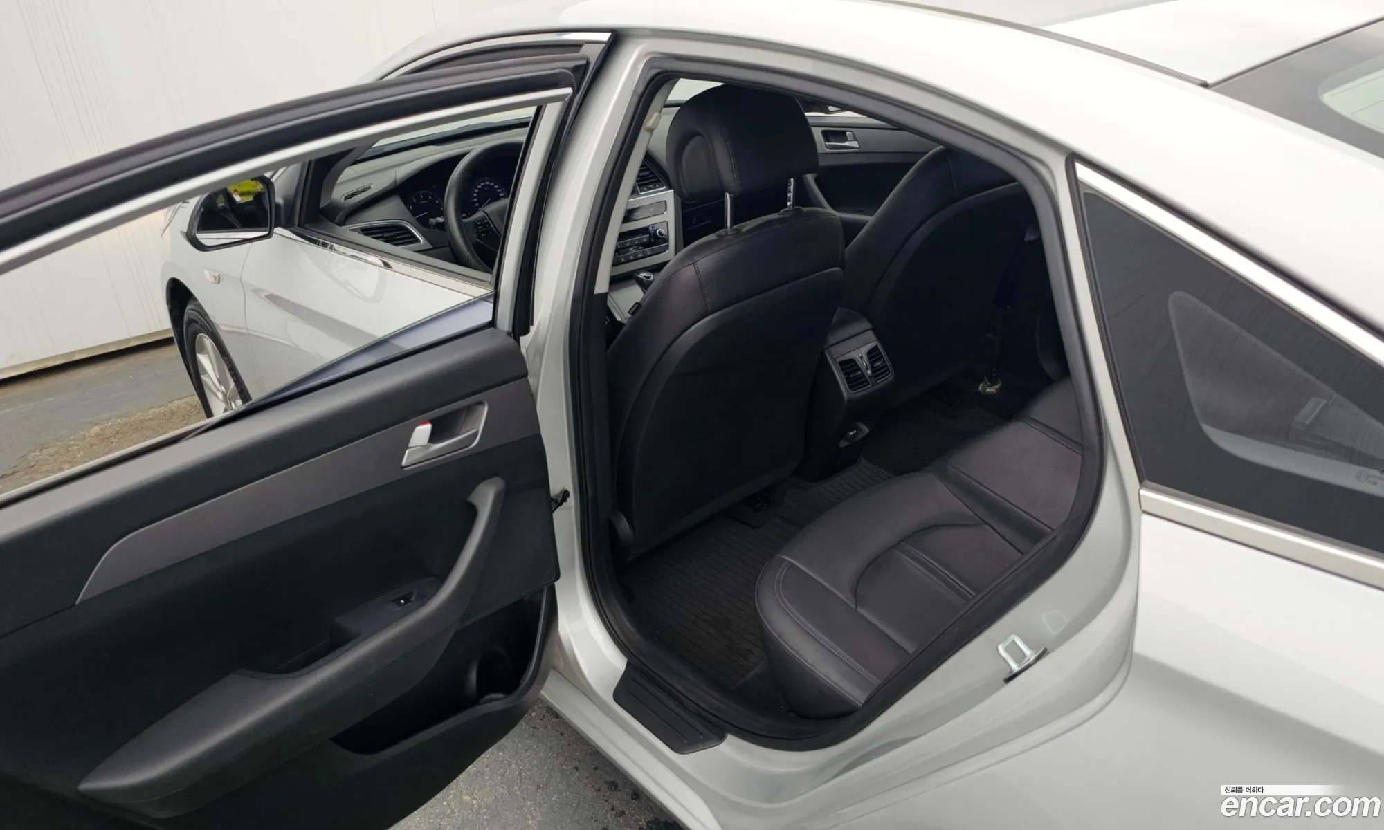 Hyundai LF Sonata 2015 — 5