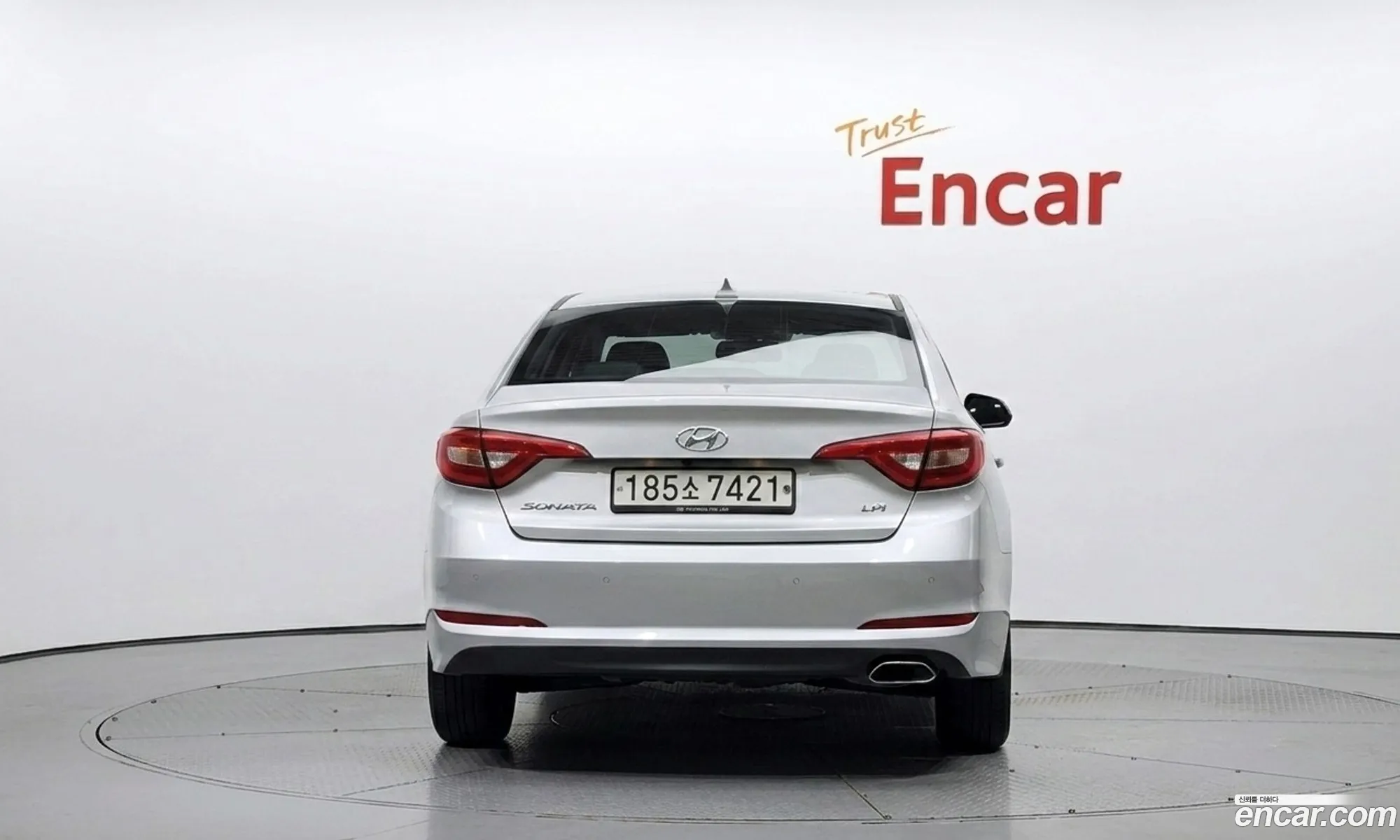 Hyundai LF Sonata 2015 — 25