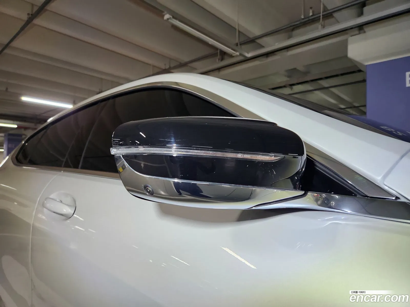 BMW 8 Series 2022 — 18