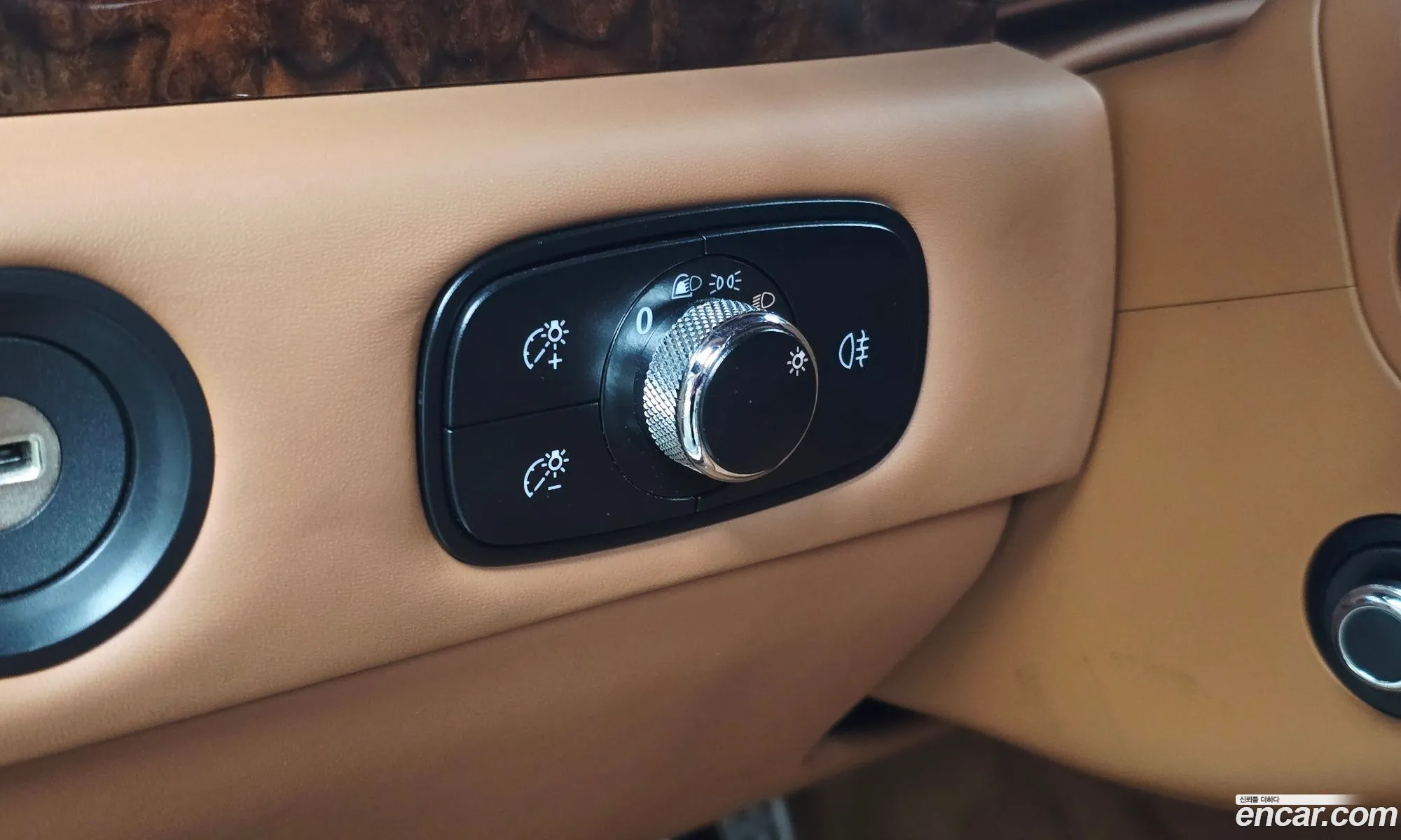 Bentley Flying Spur 2014 SCBET53W1FC042956 — 31