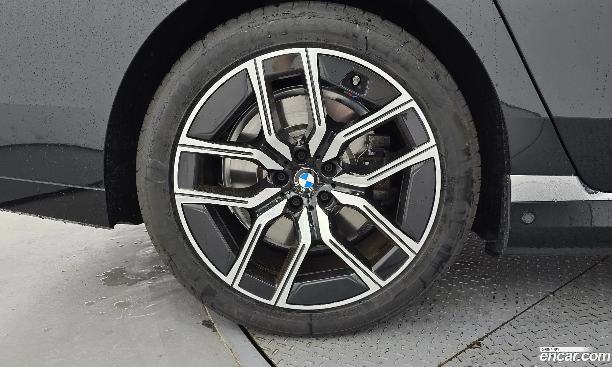 BMW i7 2025 — 31