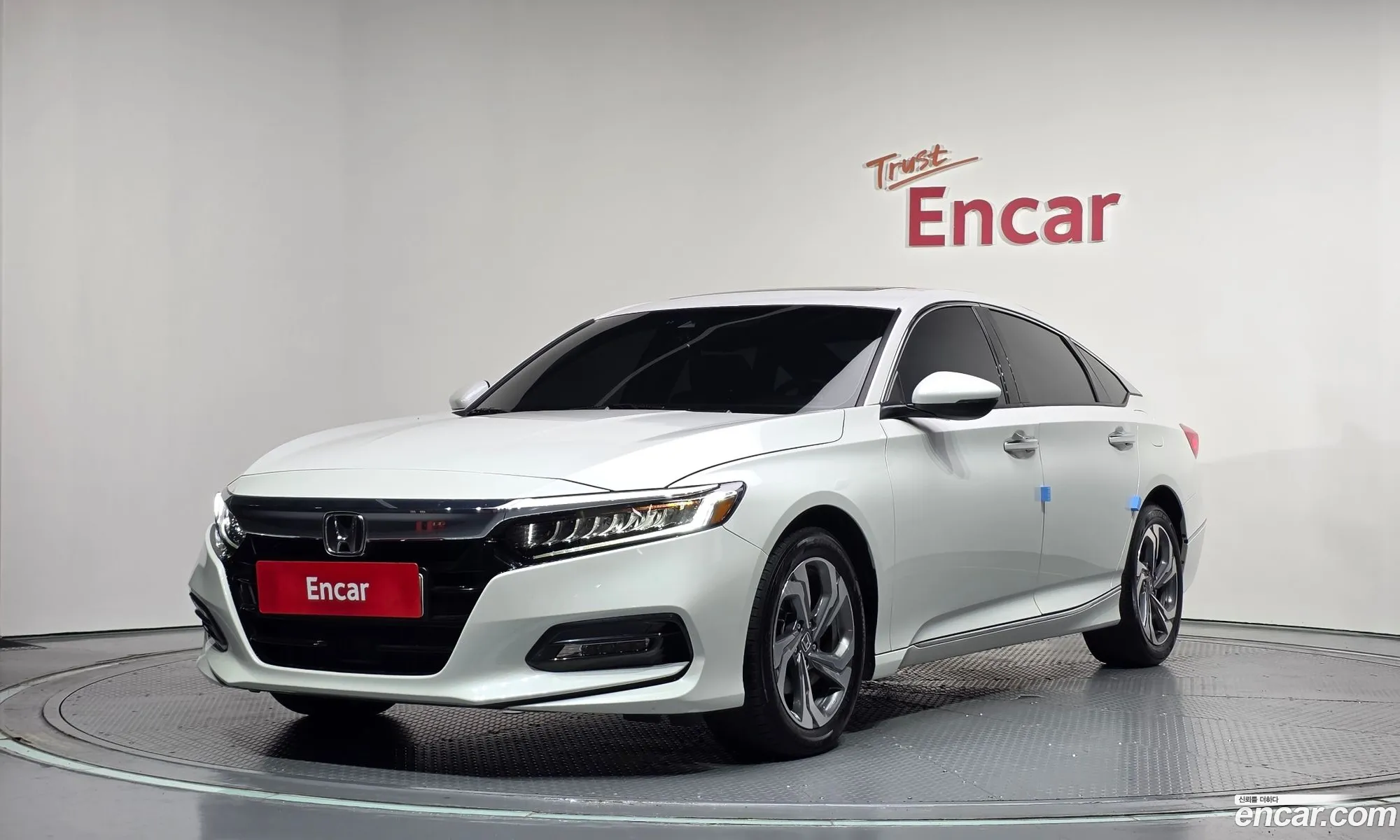 Honda Accord 10th Gen 2019 — 4