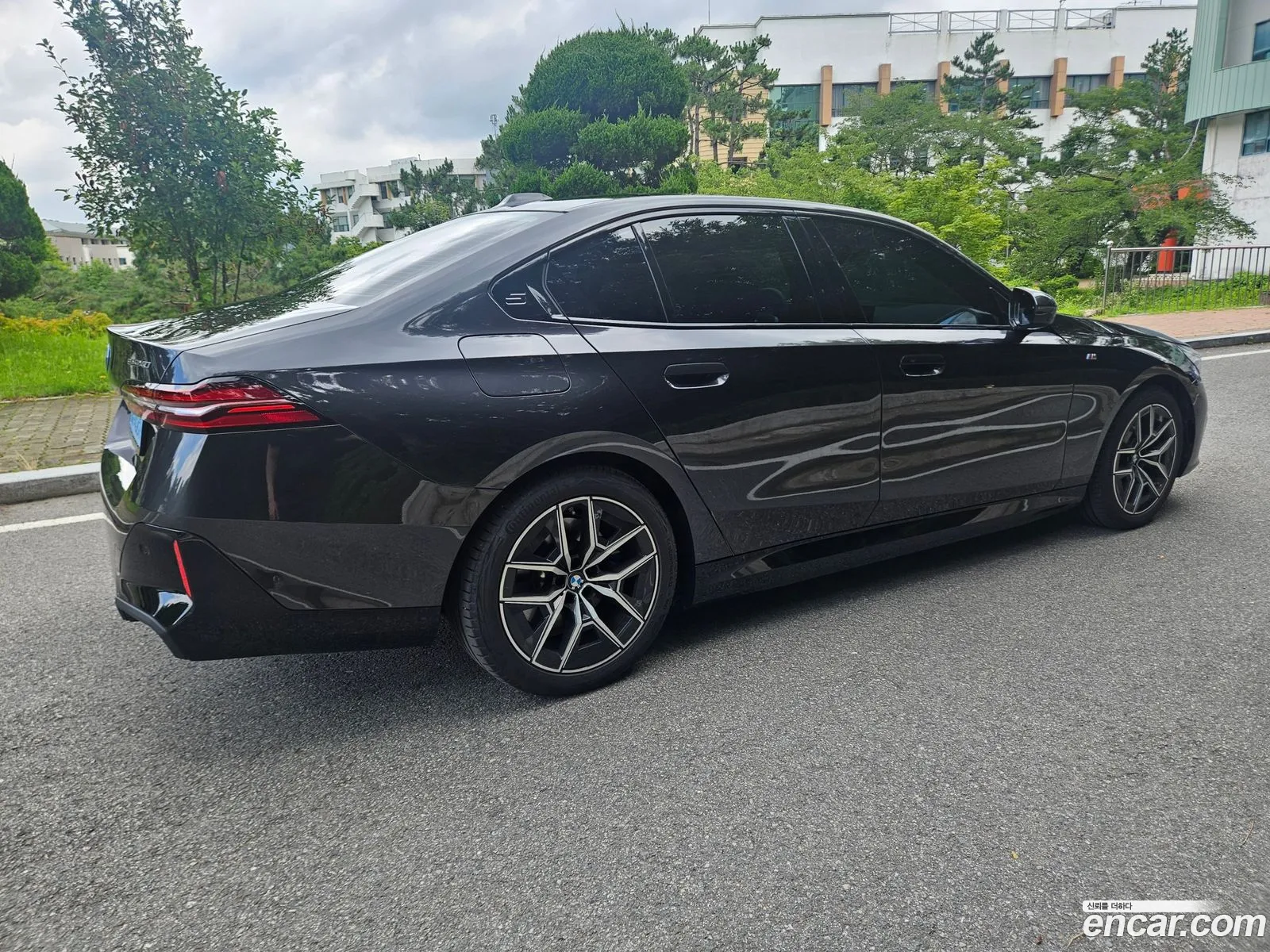 BMW i5 2025 — 11