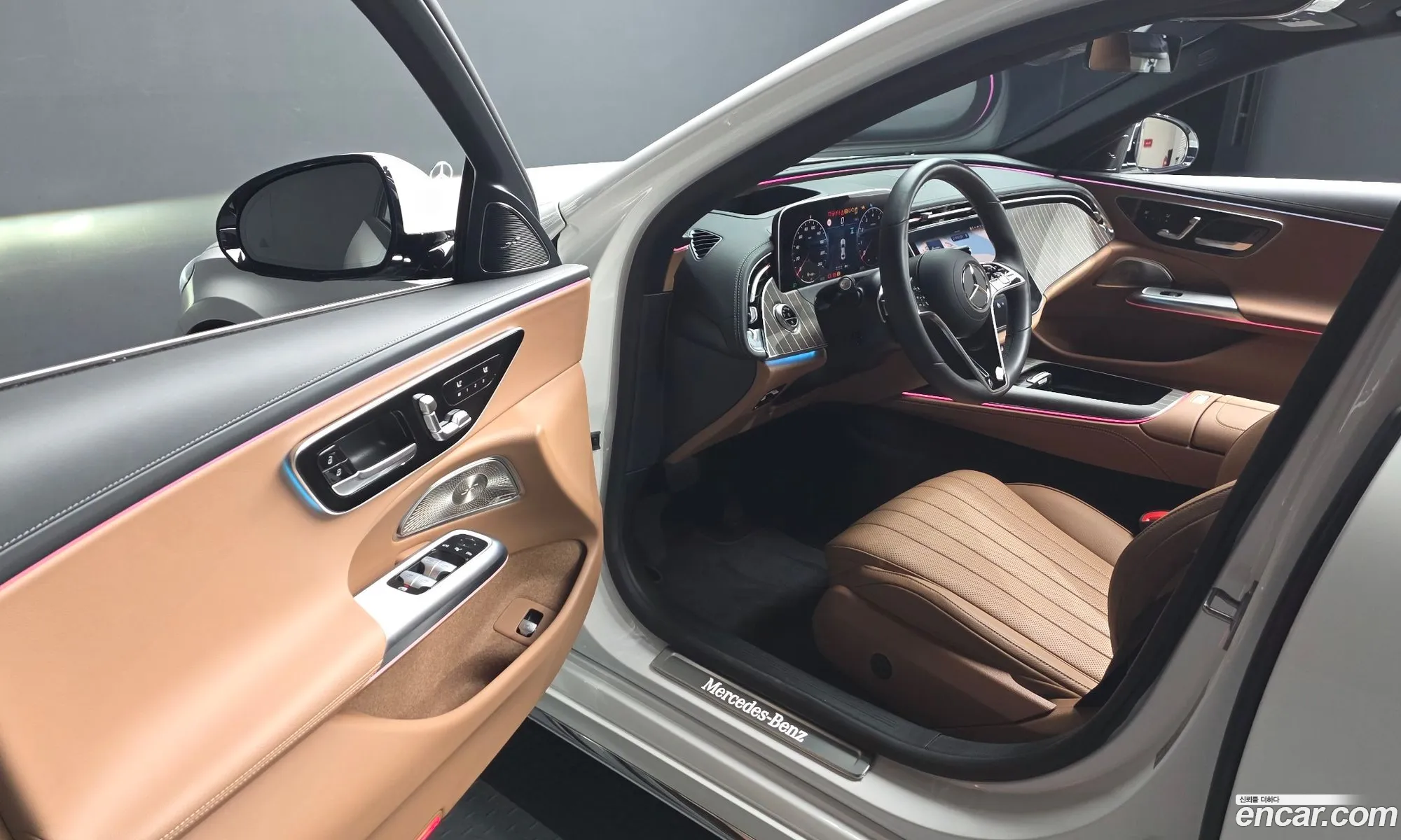 Mercedes-Benz E-Class W214 2024 — 6