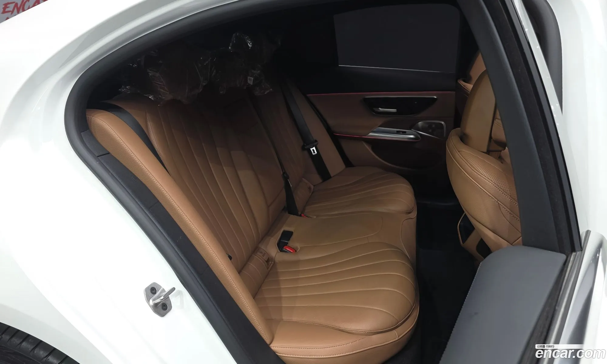 Mercedes-Benz E-Class W214 2024 — 13