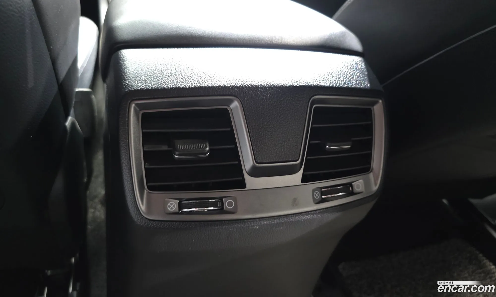 KG Mobility (SsangYong) Rexton Sports 2019 — 25