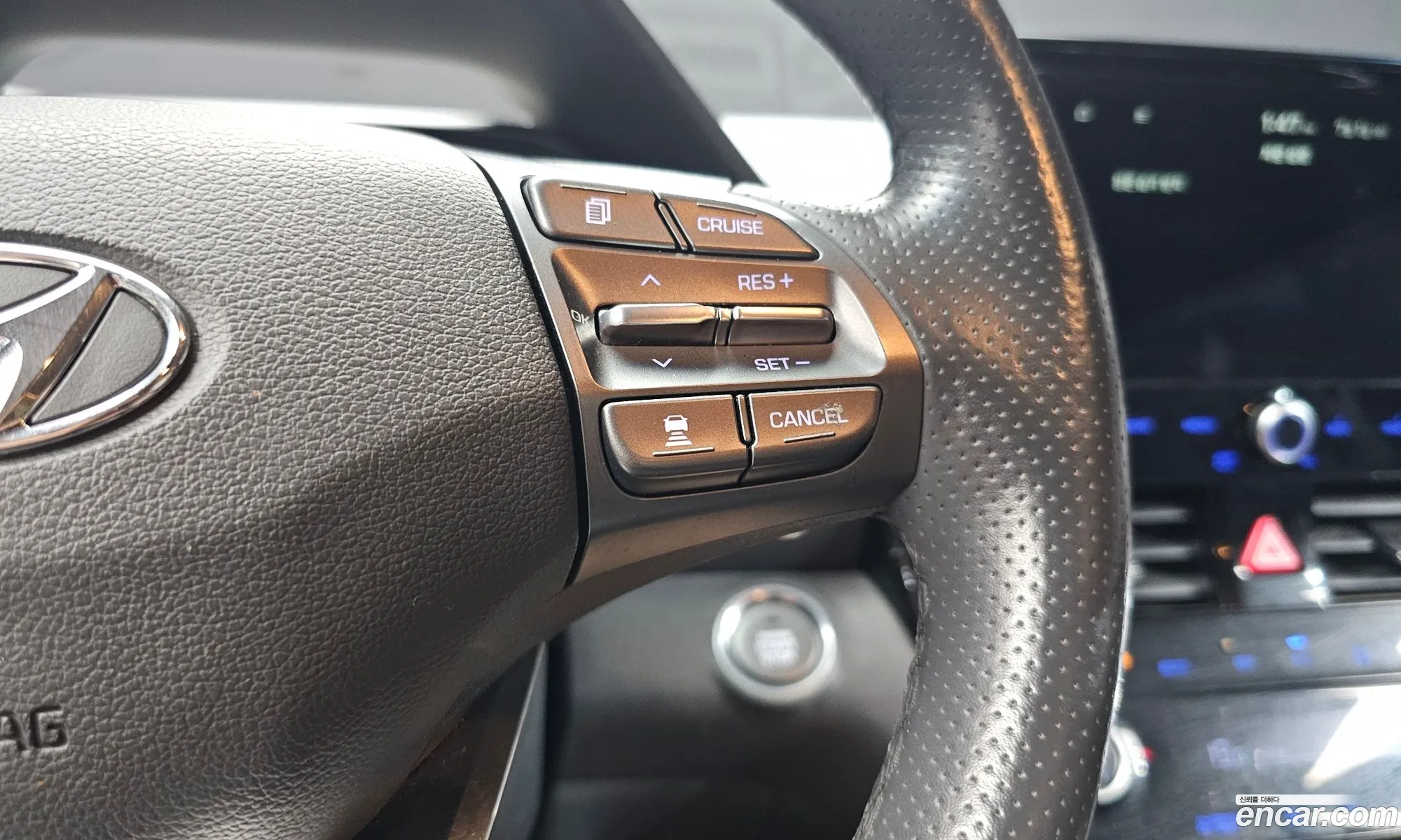 Hyundai Ioniq Hybrid 2020 — 18