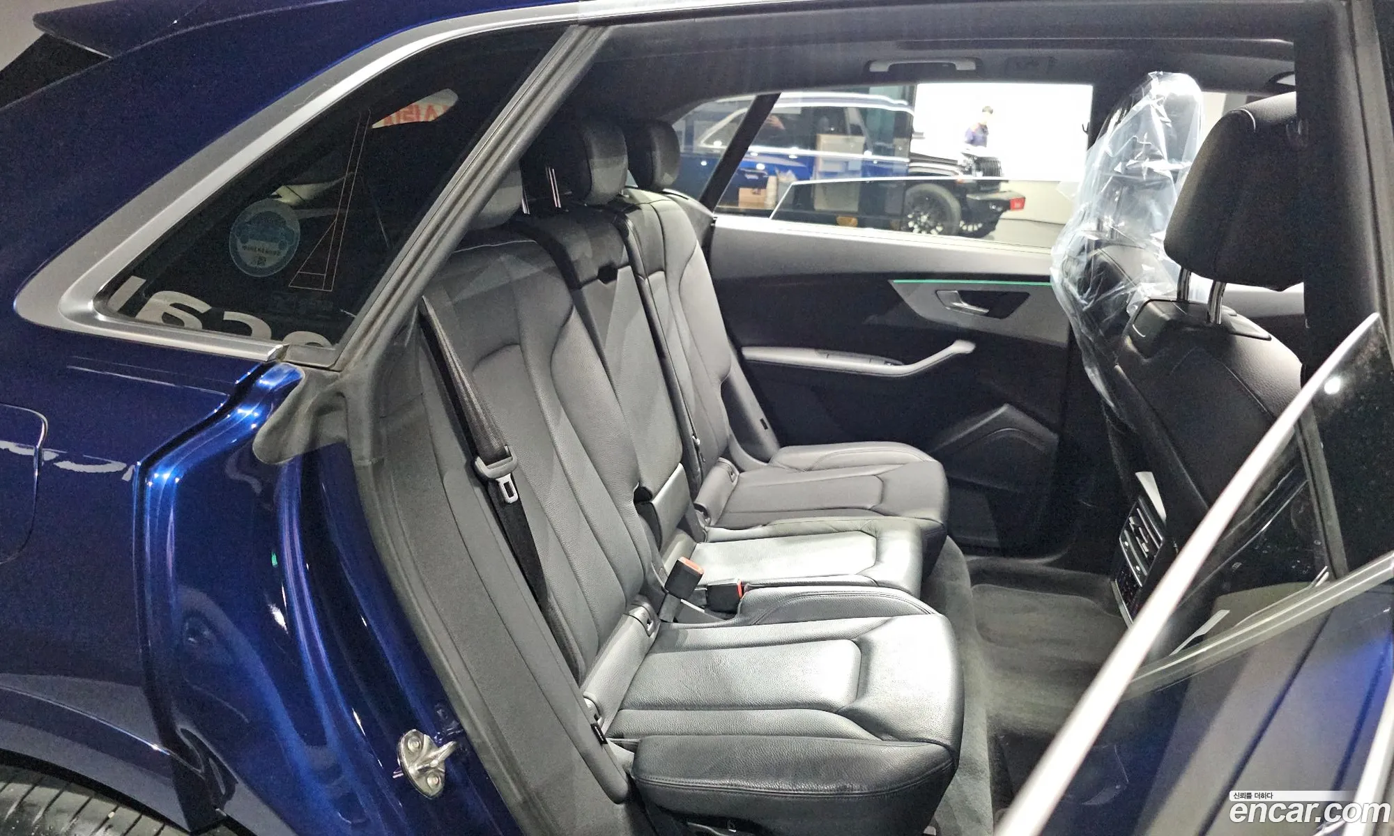 Audi Q8 2020 WAUZZZF17LD018880 — 22