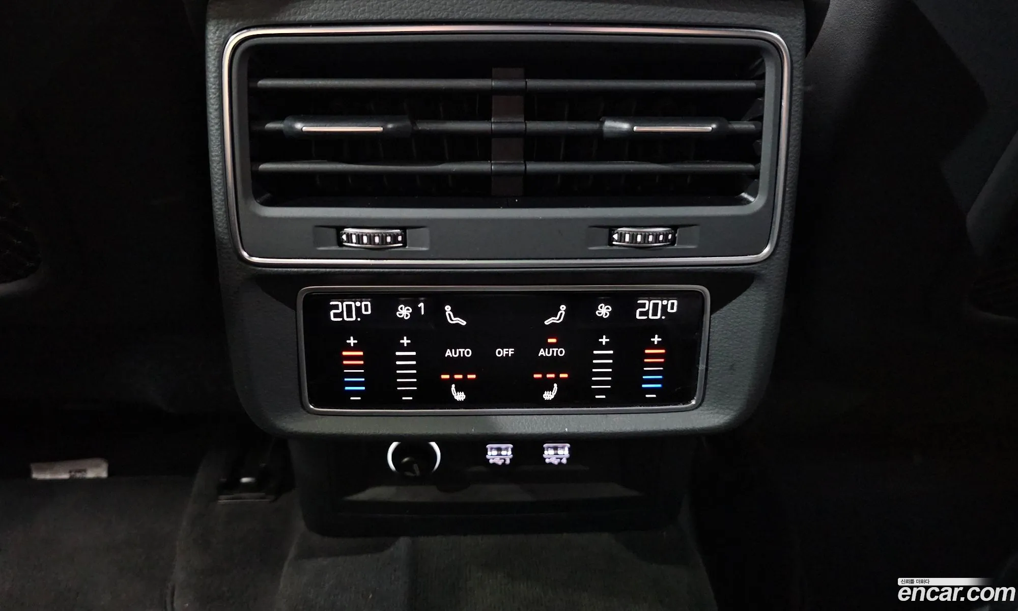 Audi Q8 2020 WAUZZZF17LD018880 — 7