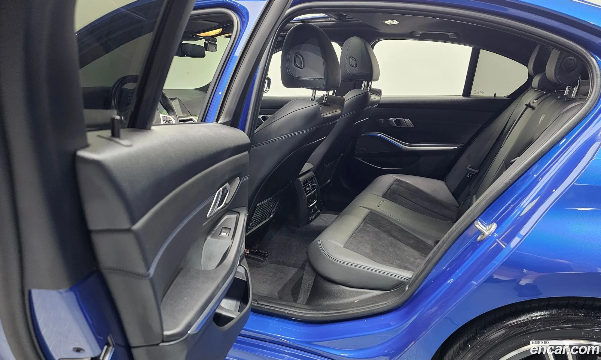 BMW 3 Series 2020 WBA5X510111111111 — 14