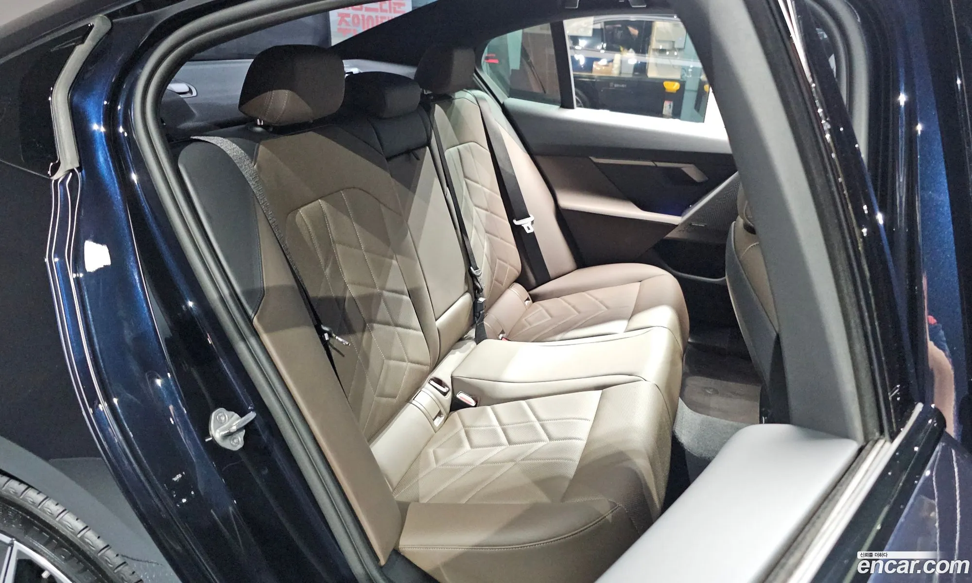 BMW 5 Series 2024 — 26