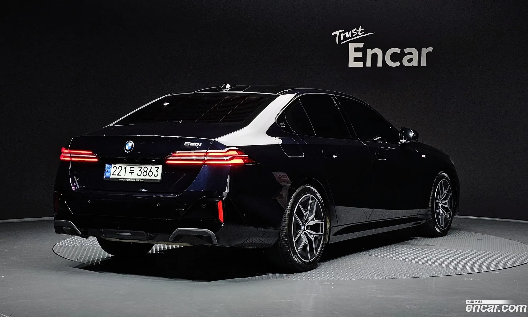 BMW 5 Series 2024 — 24