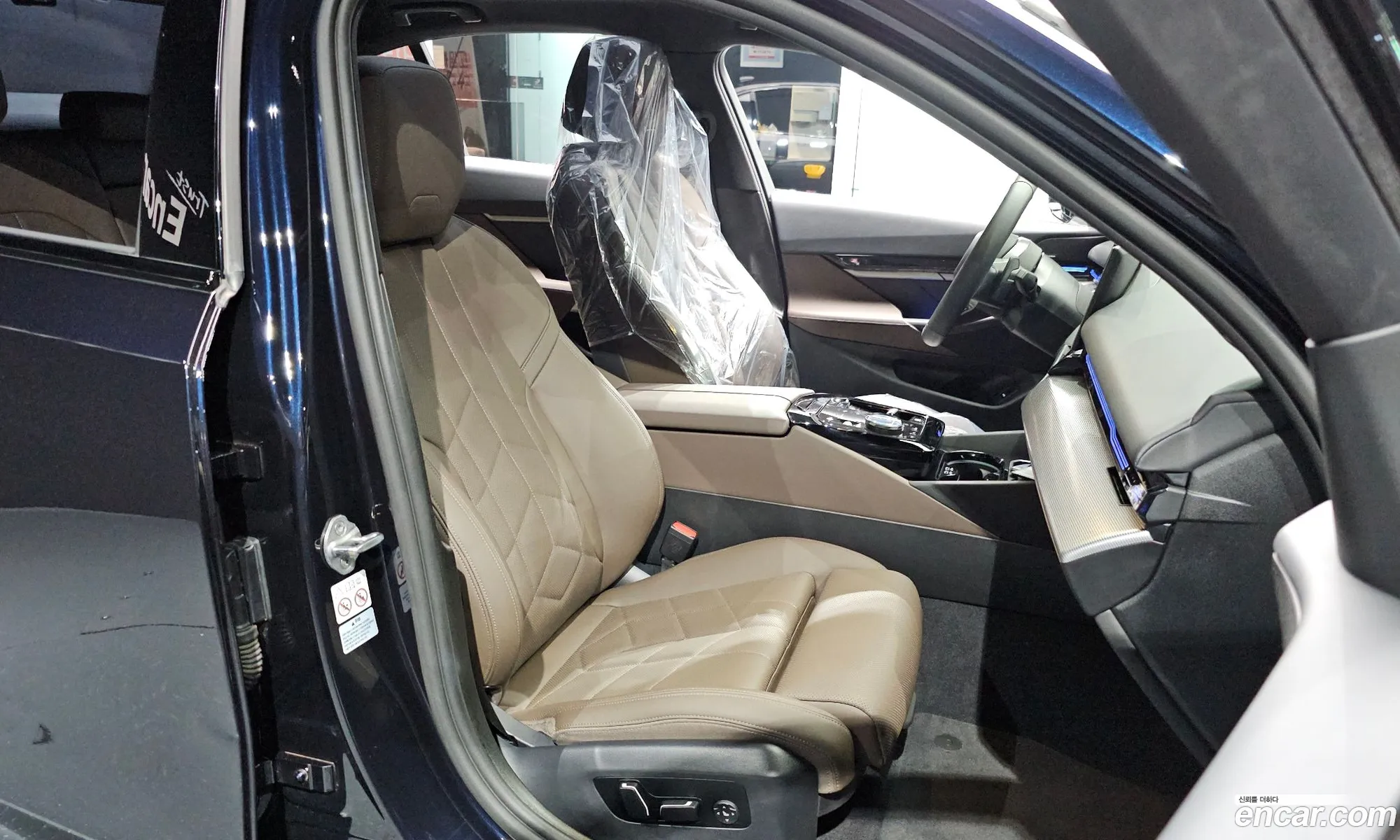 BMW 5 Series 2024 — 19