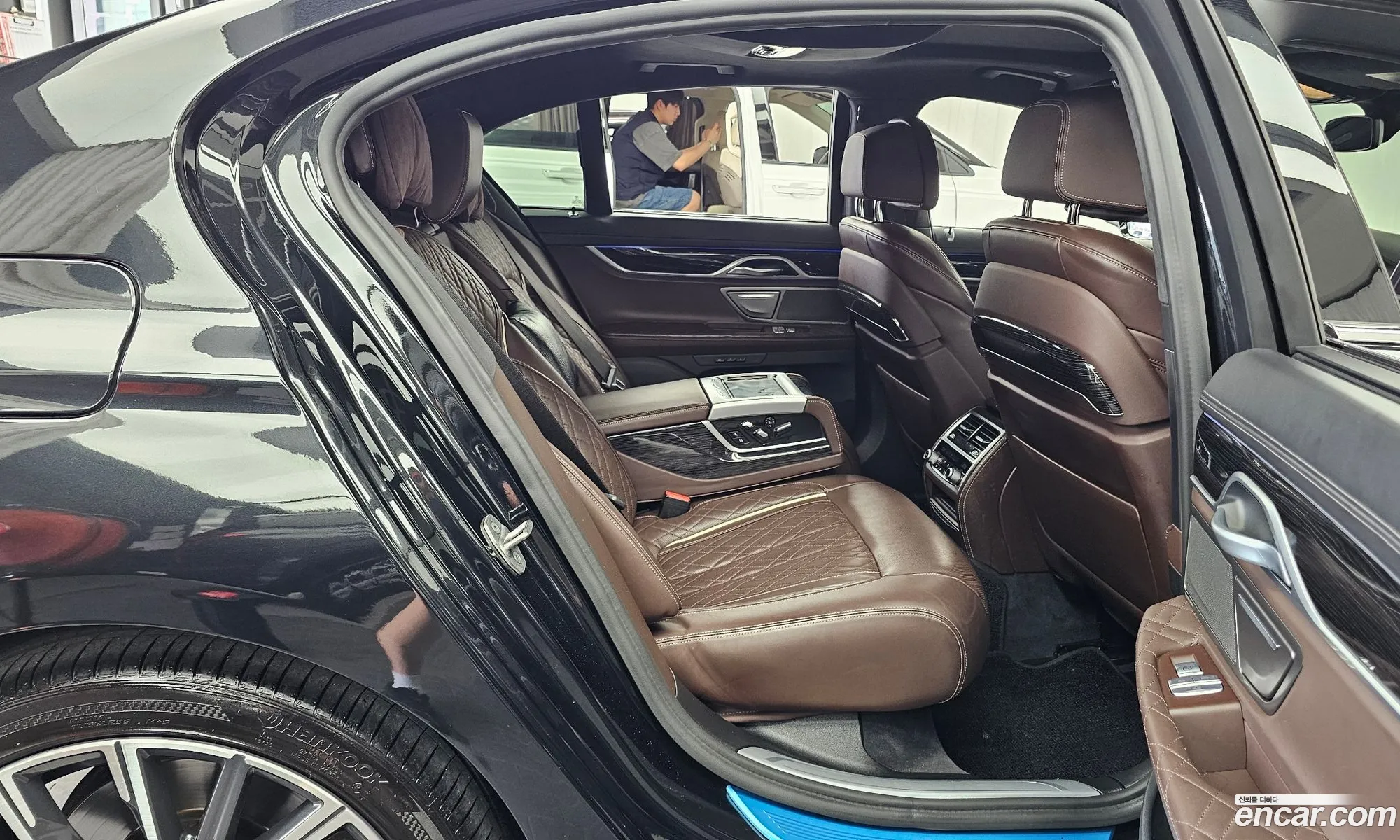 BMW 7 Series 2021 WBA7B810XMCE76086 — 15