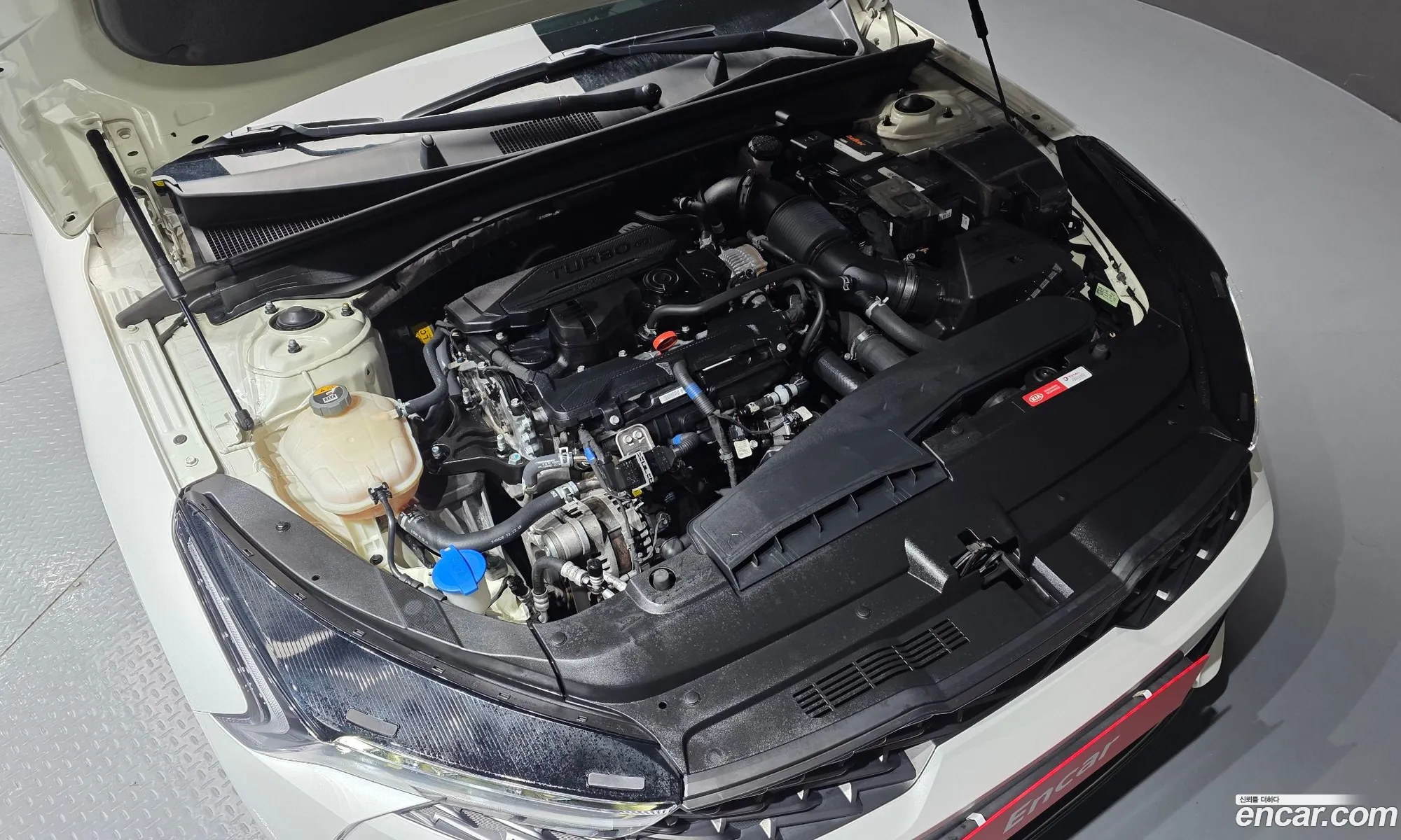 Kia K5 2021 — 21