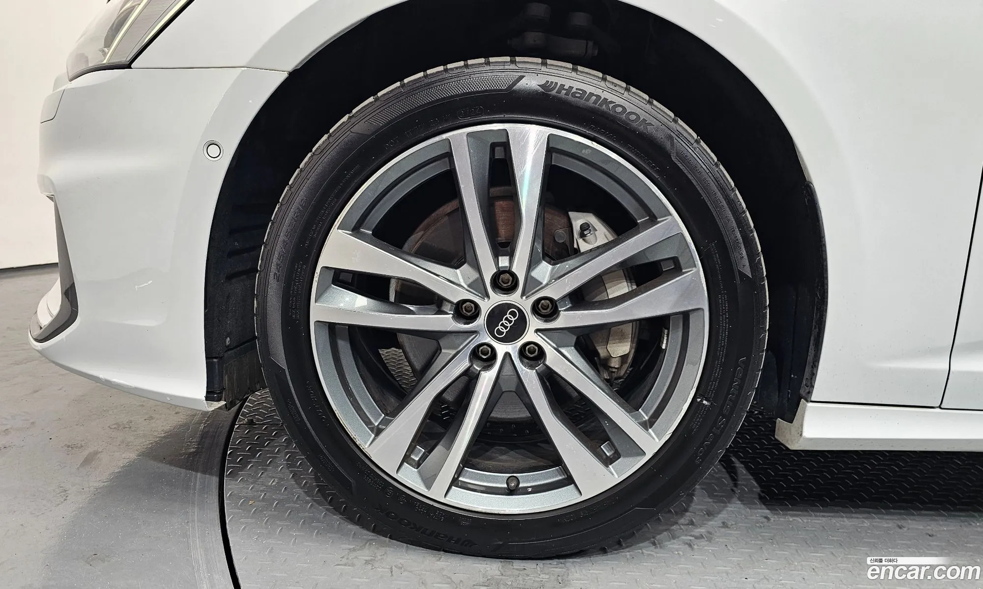 Audi A6 2022 WAUZZZF20NN013073 — 19
