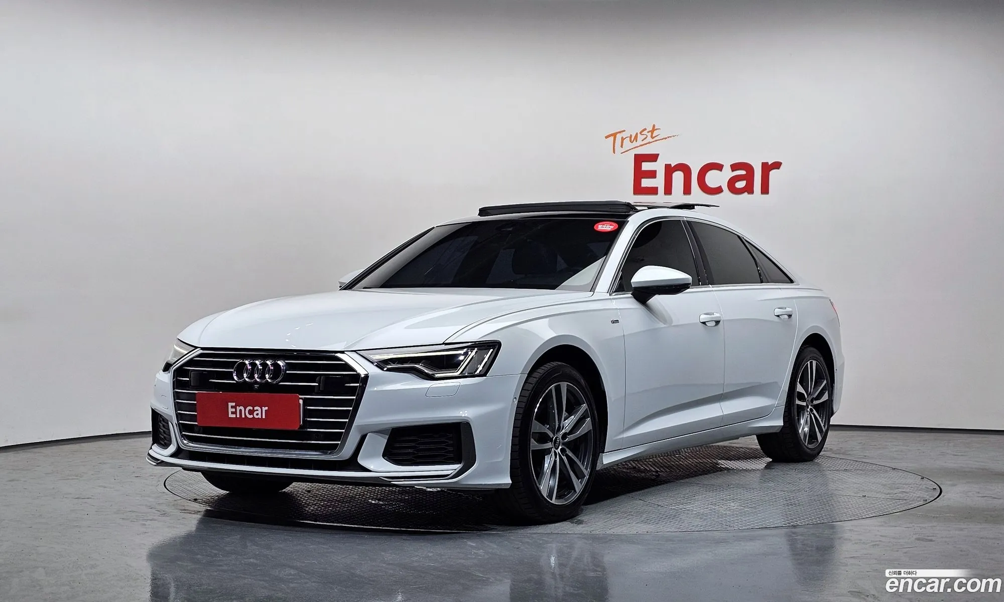 Audi A6 2022 WAUZZZF20NN013073 — 2