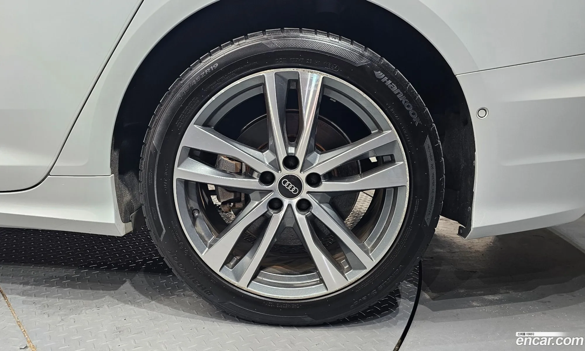 Audi A6 2022 WAUZZZF20NN013073 — 24