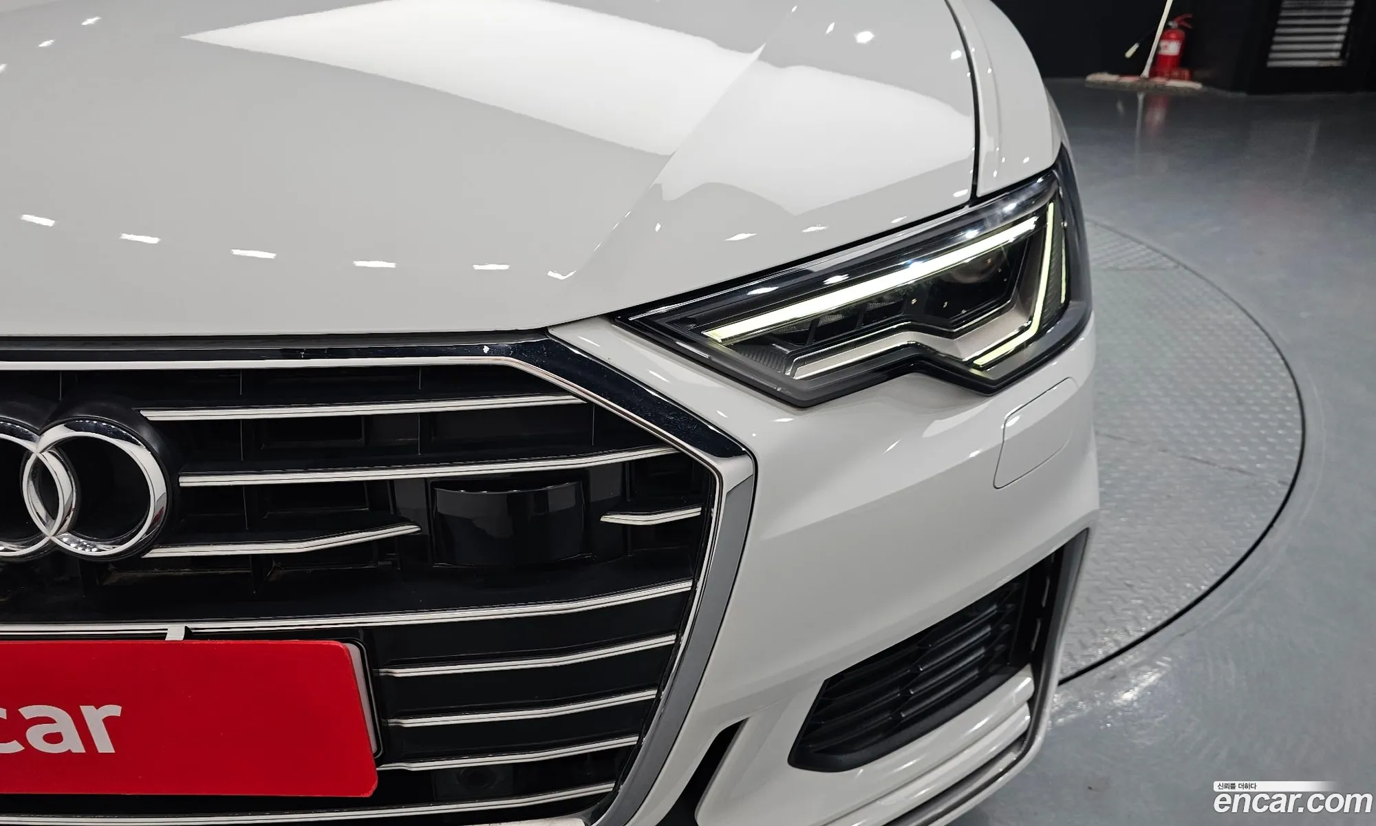 Audi A6 2022 WAUZZZF20NN013073 — 13
