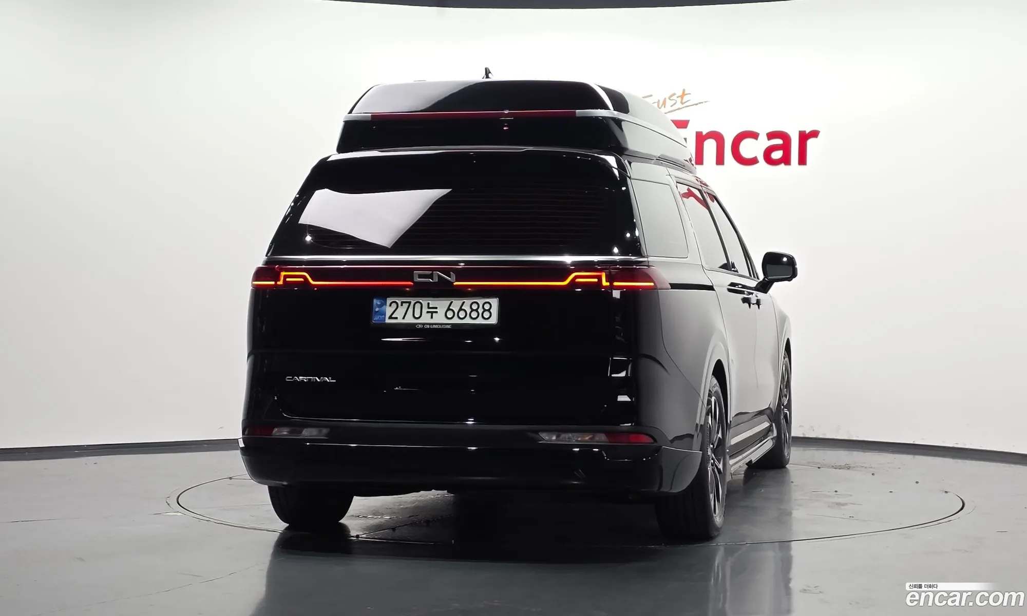 Kia Carnival 2022 — 18