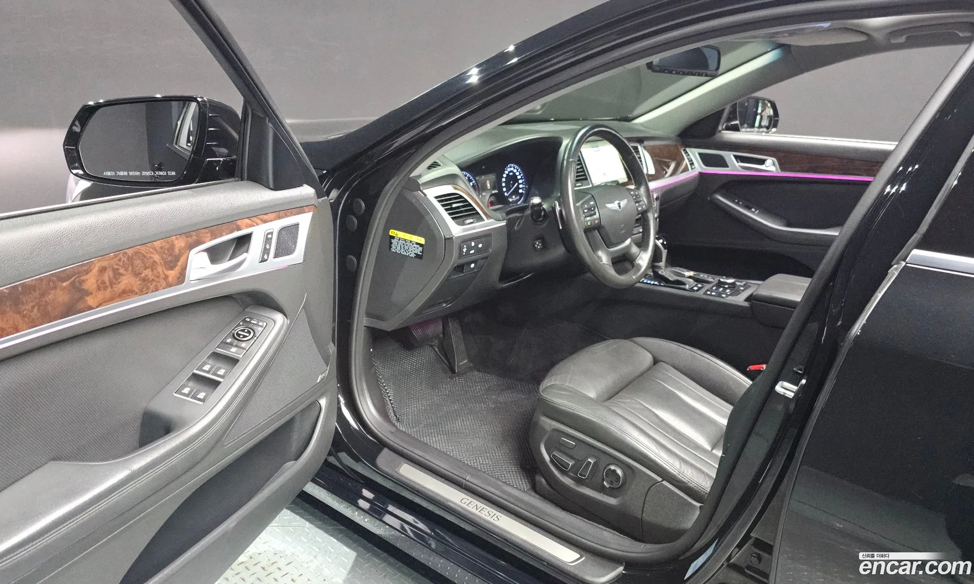 Hyundai Genesis DH 2016 — 3