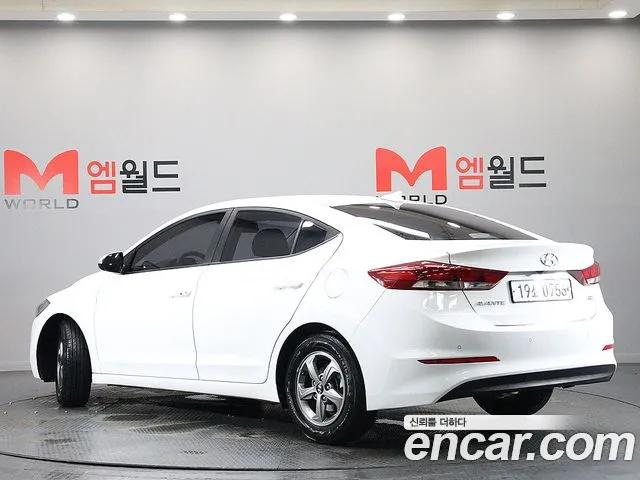 Hyundai Elantra AD 2016 — 2